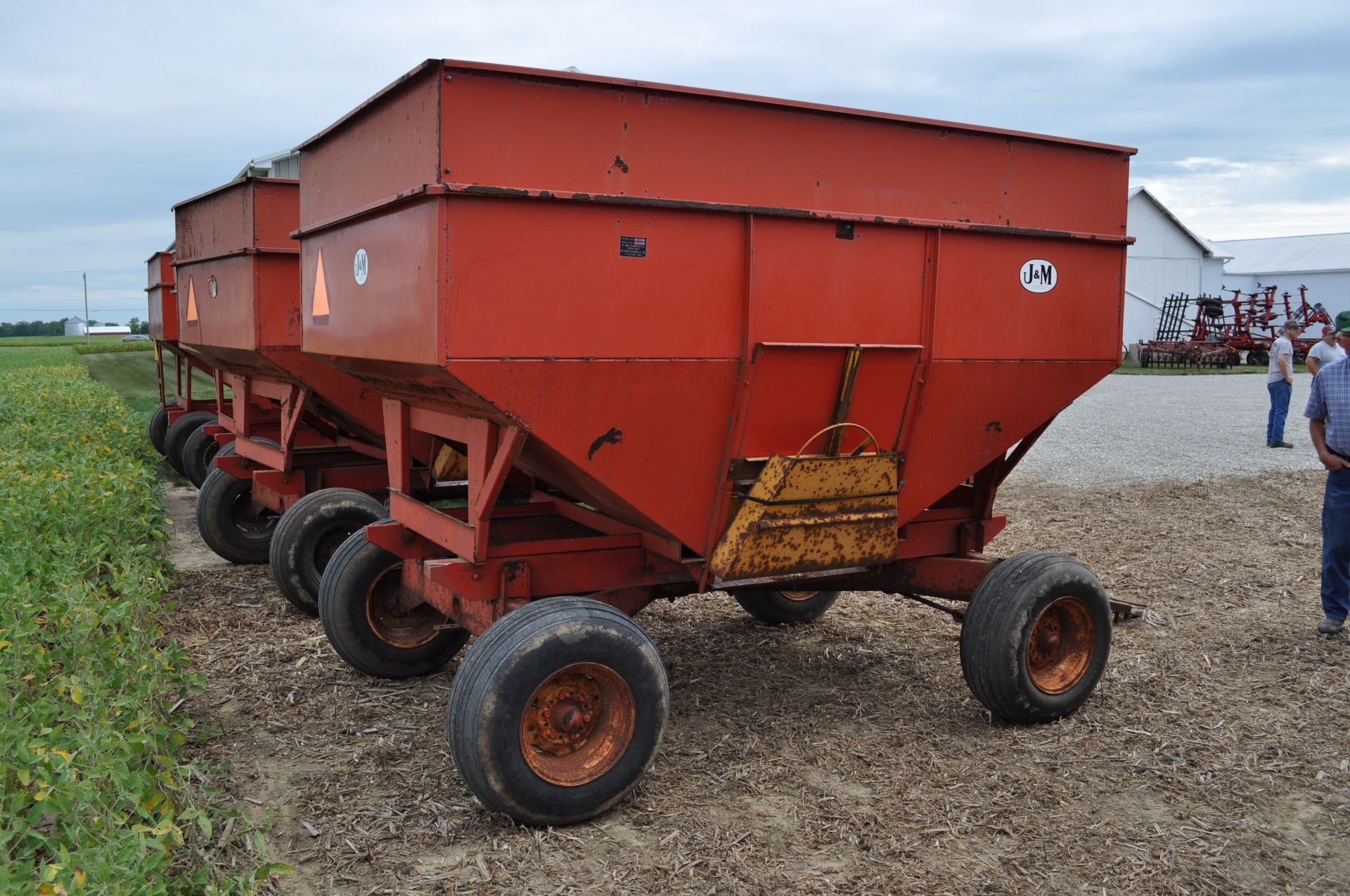 250 bu gravity bed wagon - Image 4 of 8