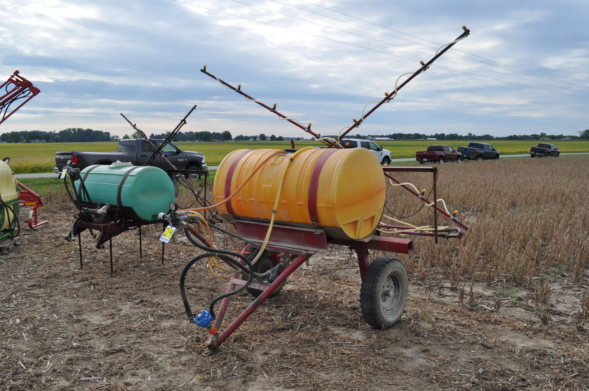 30’ pull-type Kuker sprayer, 200 gal poly tank - Image 2 of 11