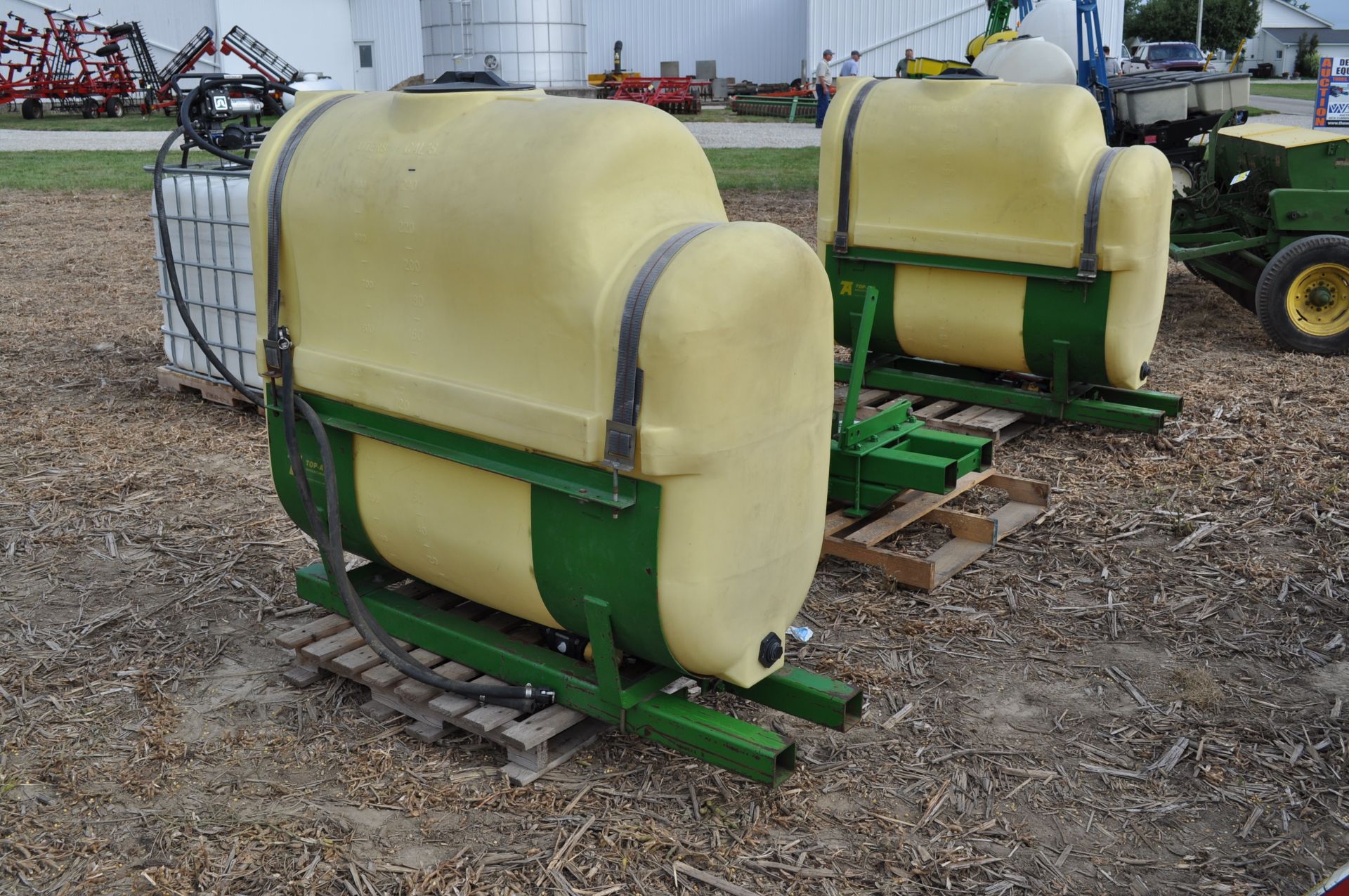 Top Air 250 gal saddle tanks w/ Ace hyd driven pump, mount for 7720 tractor - Image 3 of 6