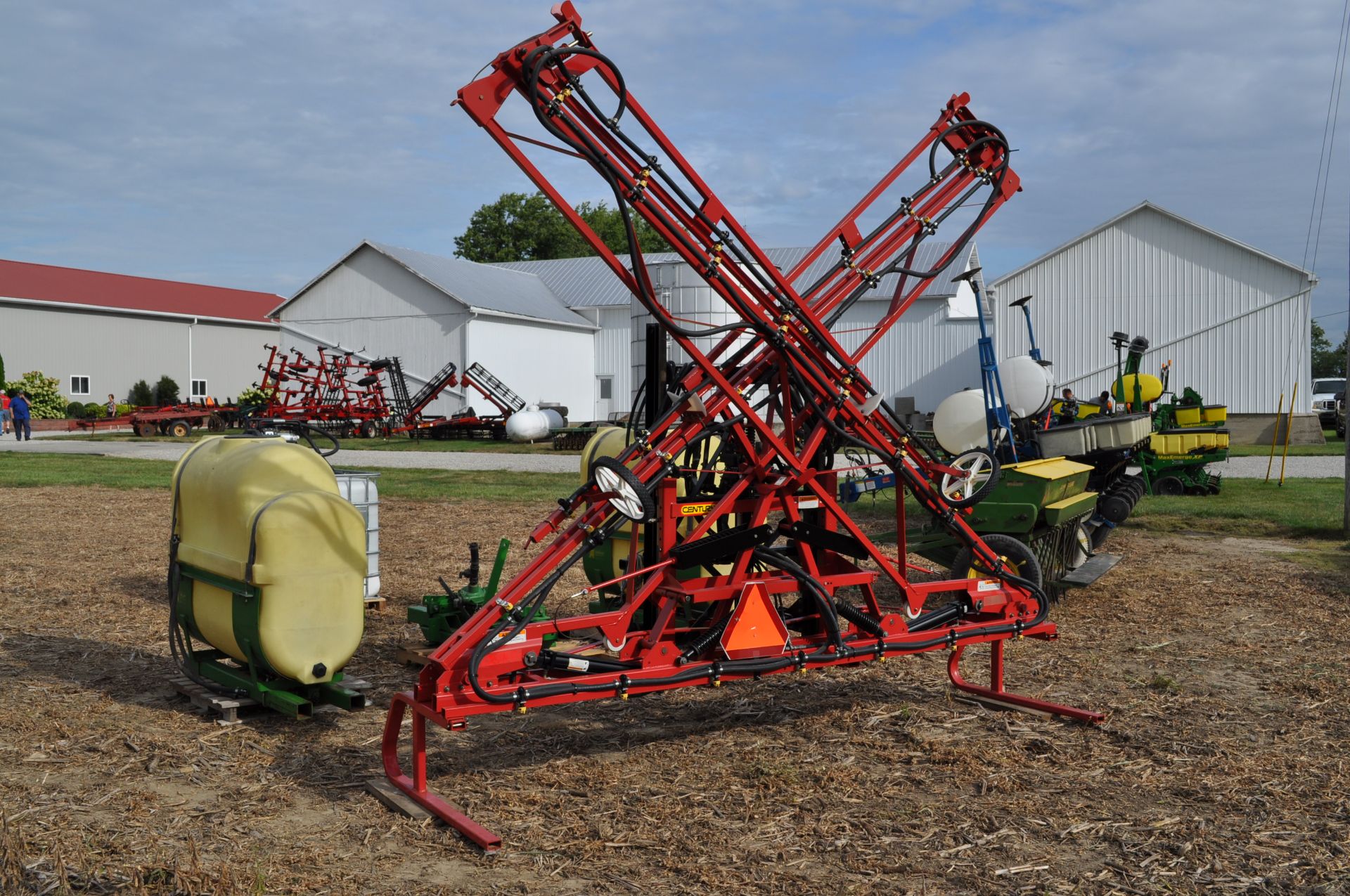 60’ Century spray boom, 3 pt, 20” spacing, 3 electric sections, hyd fold, Micro track, Spray Mate - Image 3 of 14