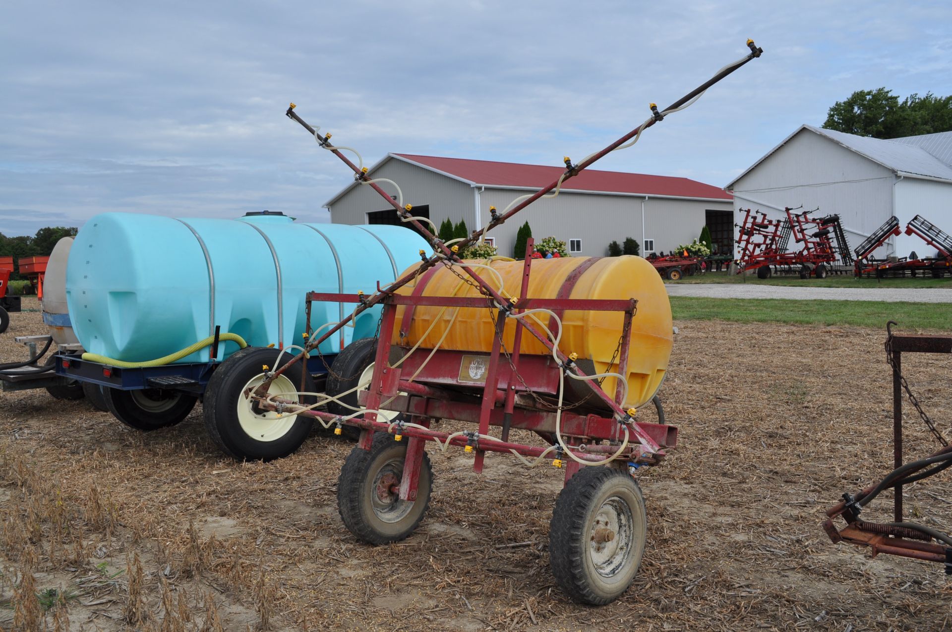 30’ pull-type Kuker sprayer, 200 gal poly tank - Image 4 of 11