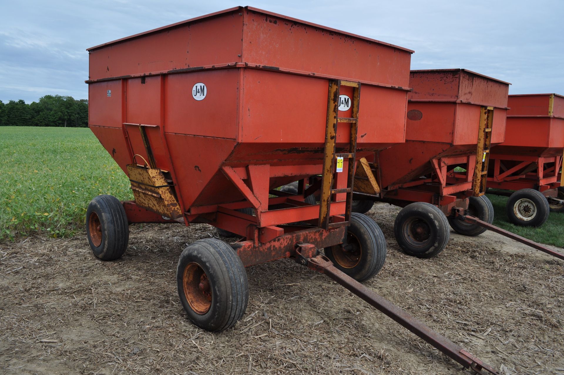 250 bu gravity bed wagon