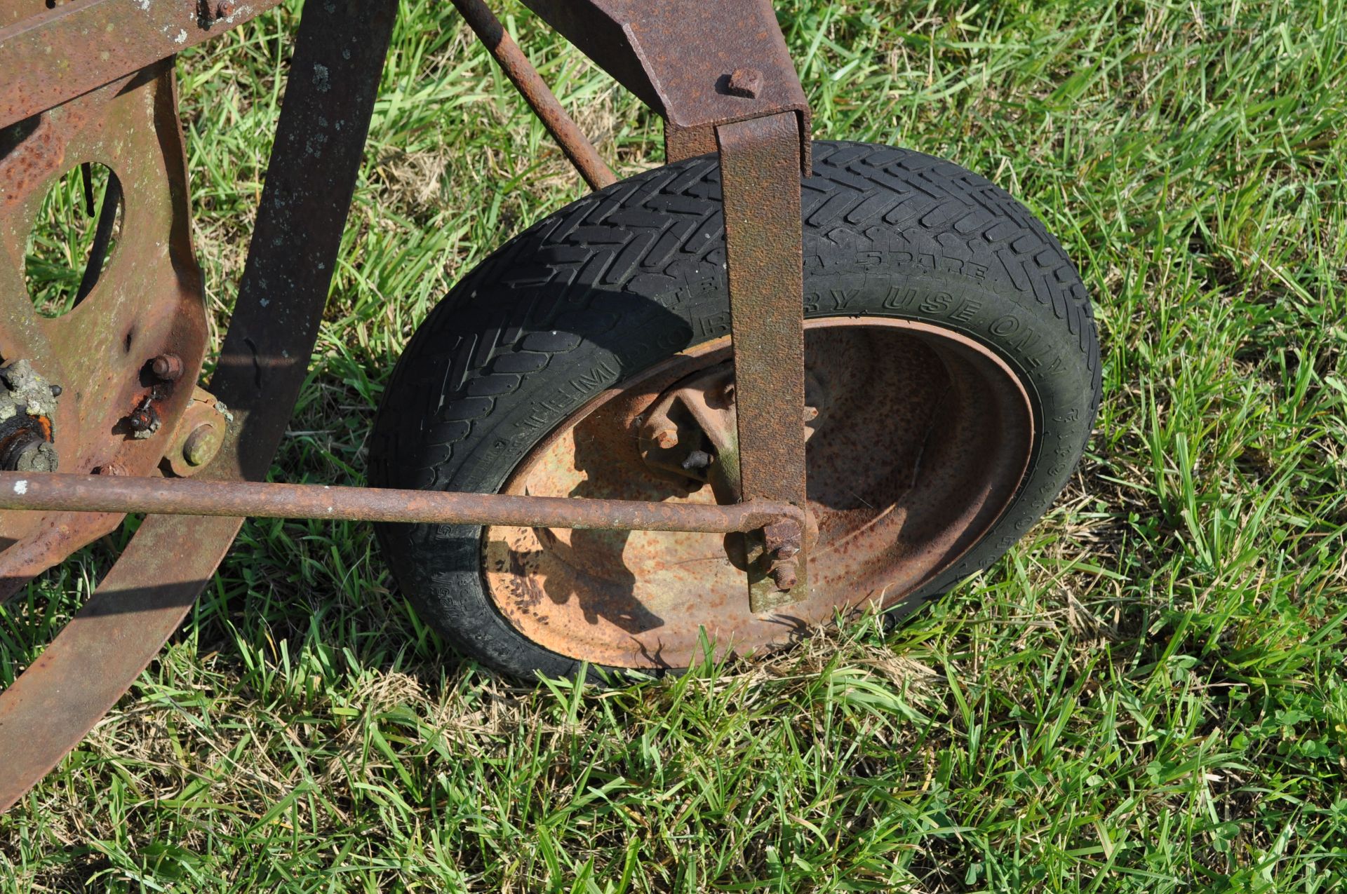 11’ Allis Chalmers 4-bar hay rake, 540 pto, manual raise/lower - Image 5 of 9