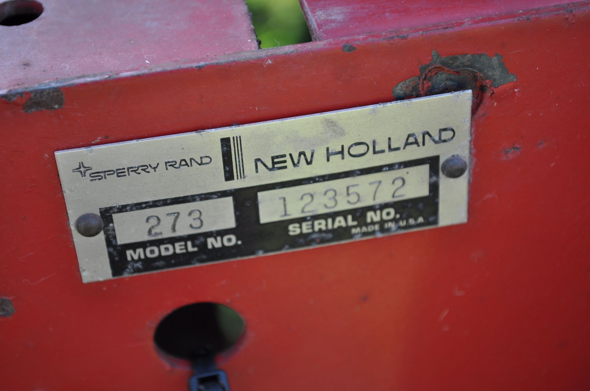 New Holland 273 square baler, 540 pto, wire tie, folding chute, SN 123572 - Image 11 of 12