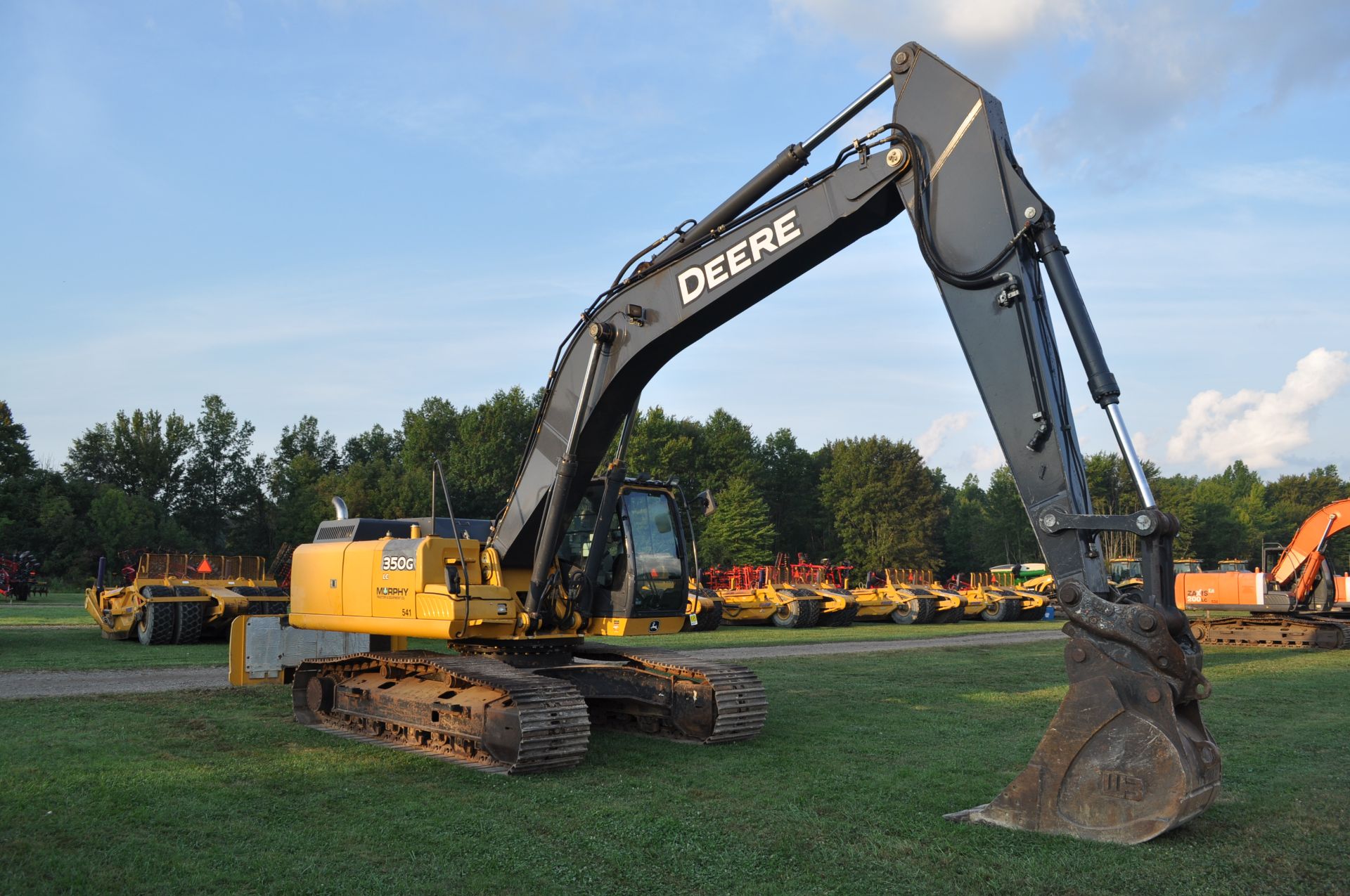 John Deere 350G LC excavator, 32” steel pads, C/H/A, JRB hyd coupler, aux boom hyd, 4624 hrs