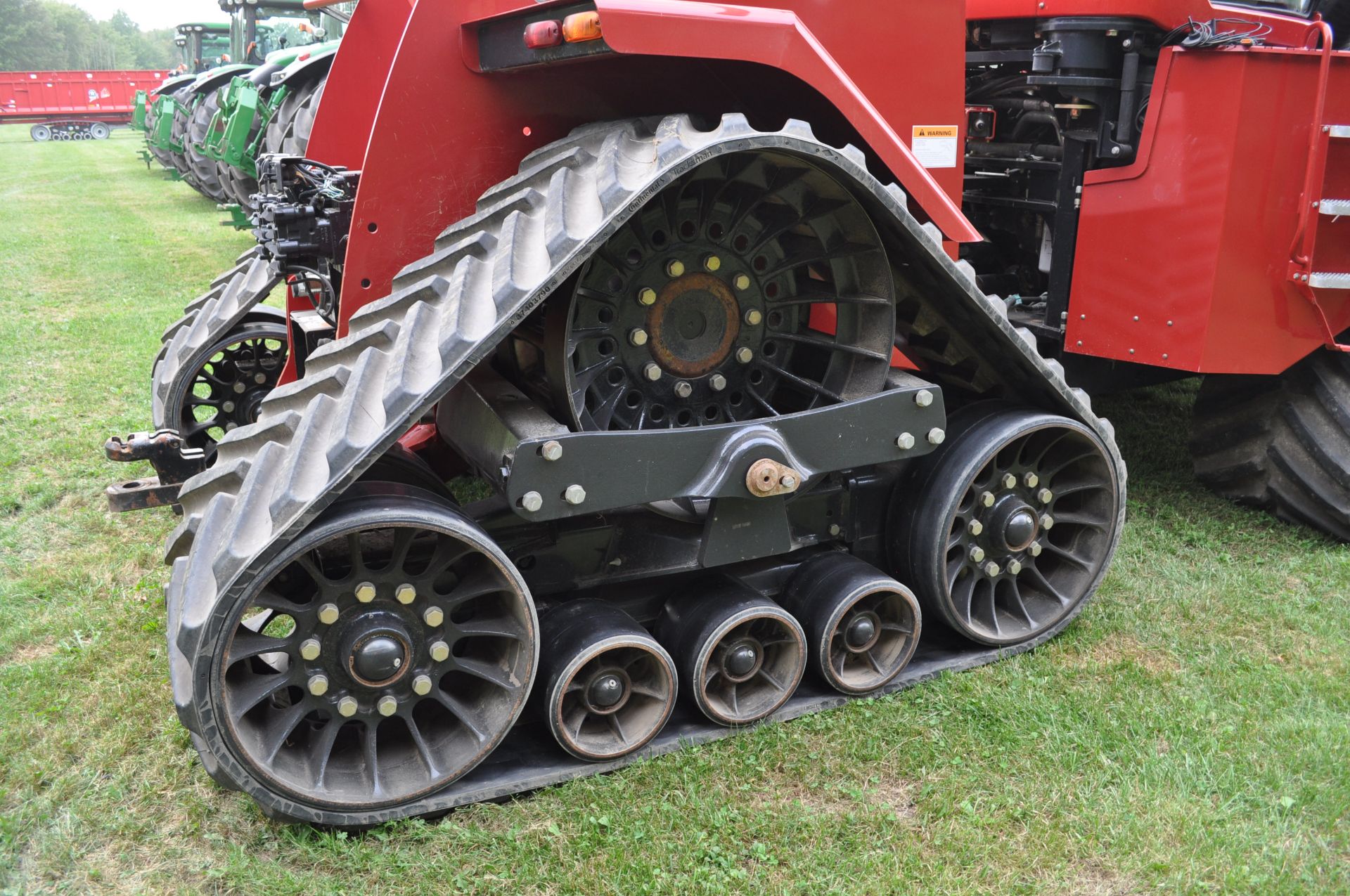 2015 Case IH 540 QuadTrac tractor, powershift, 30” belts, 6 hyd remotes, 1000 PTO, ag drawbar - Image 7 of 35