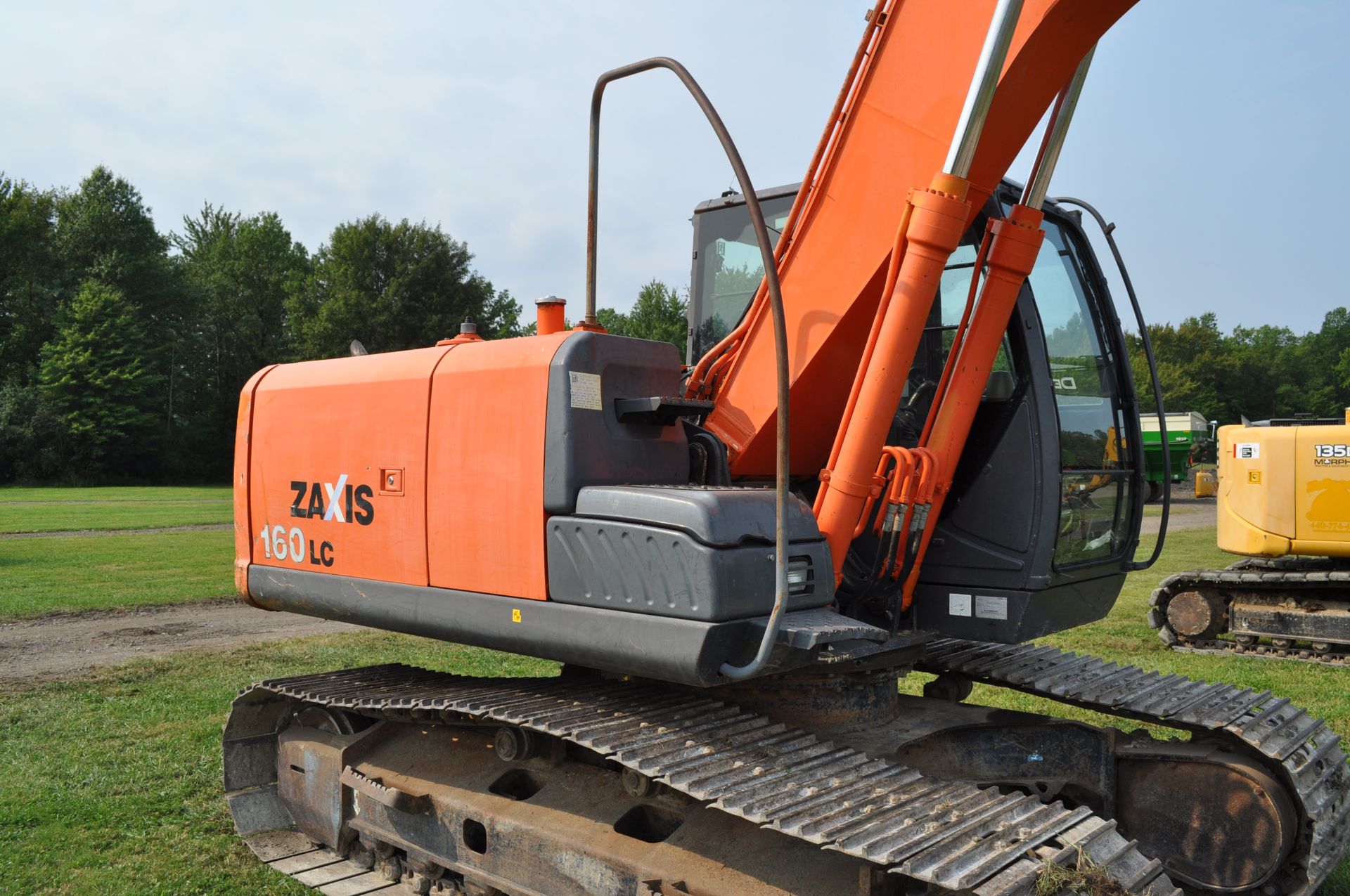 Hitachi ZX 160 LC-3 excavator, 28” steel pads, C/H/A, 5' smooth bucket, hyd coupler, aux boom hyd - Image 16 of 34