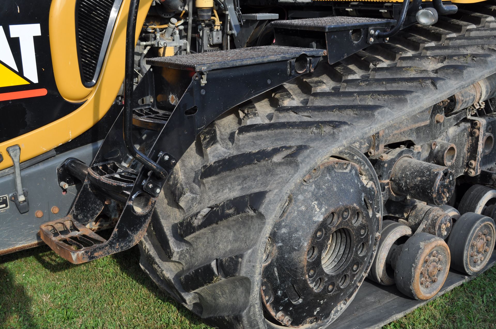 Challenger MT865B track scraper tractor, CAT C-18 engine, 525 hp, 16 spd powershift, 36” belts - Image 6 of 38