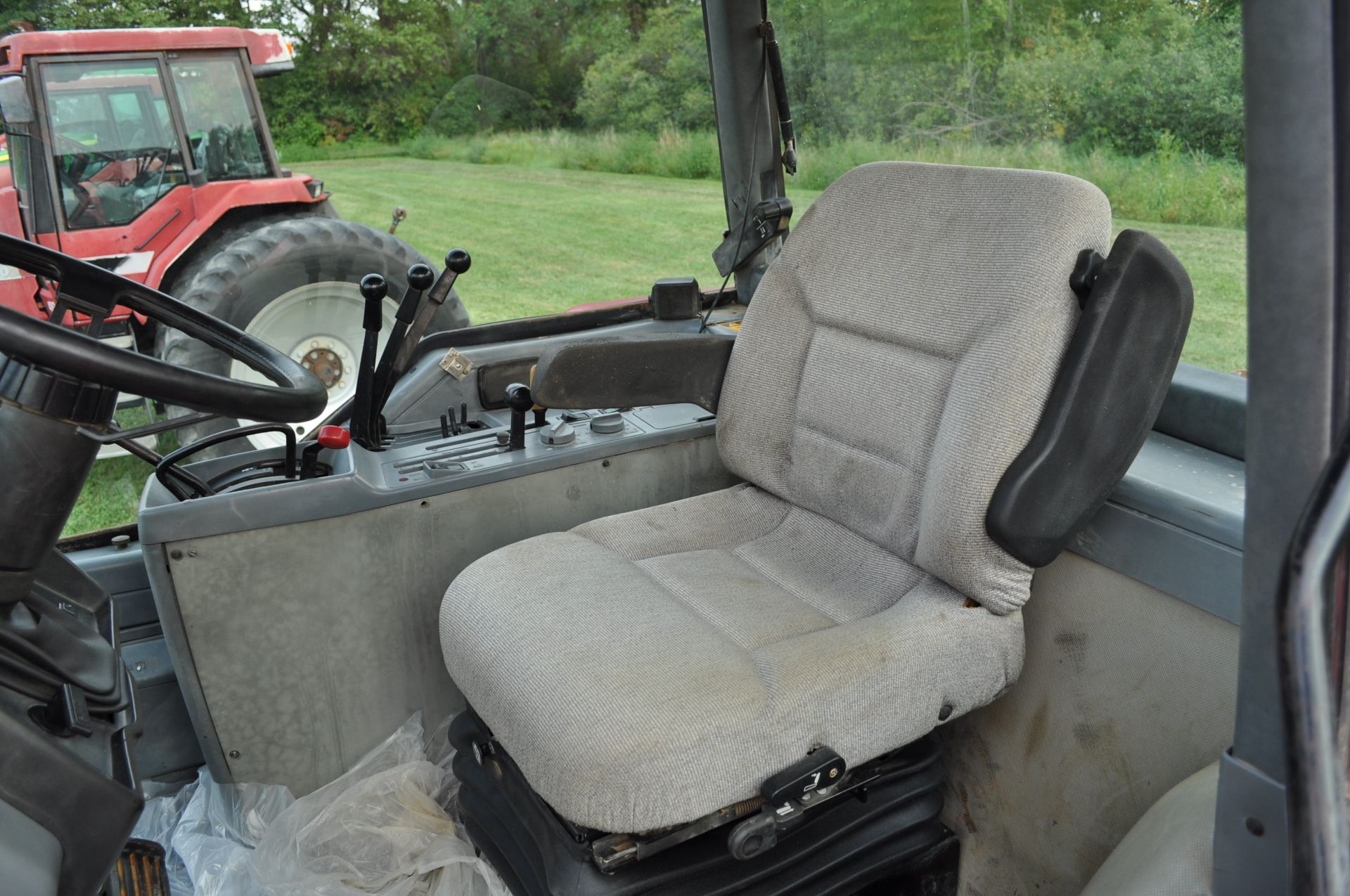 Case IH 7140 tractor, MFWD, C/H/A, 480/80R46 rear duals, 420/90R30 front, 18F 4R powershift - Image 20 of 28