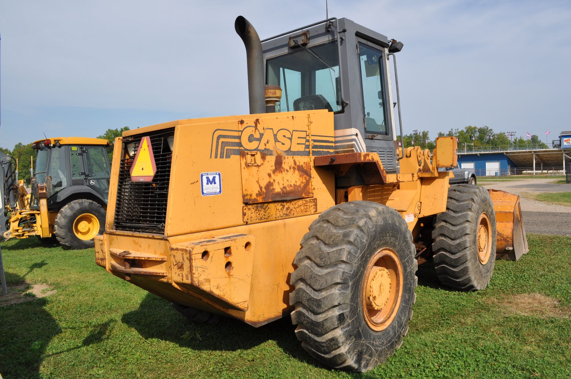 Case 621B payloader, C/H/A, 20.5-25 tires, 102” bucket, hyd quick attach, self-leveling - Image 3 of 23