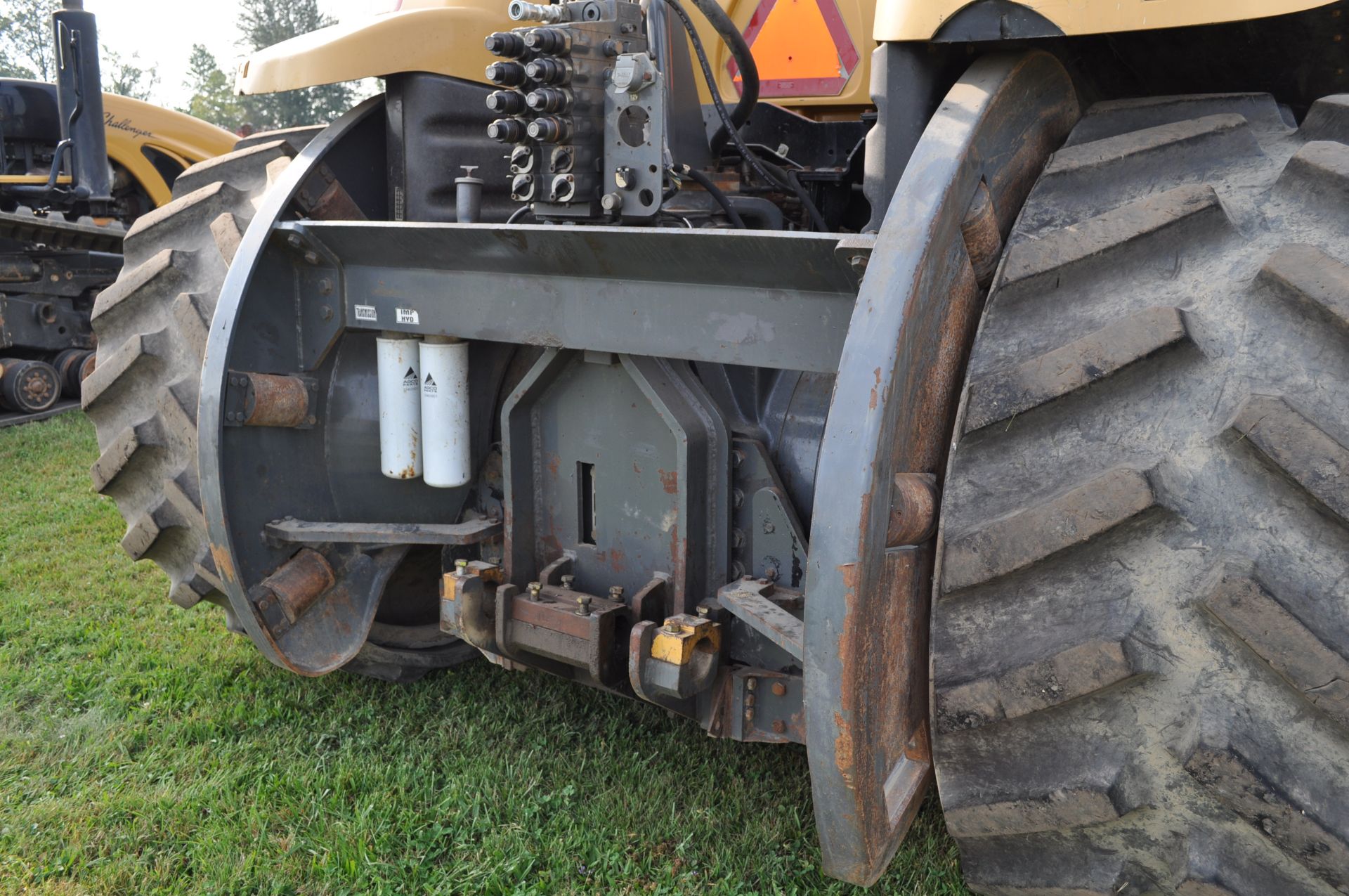 Challenger MT865 track scraper tractor, CAT C-16 engine, 512 hp, 16 spd powershift, 30” belts - Image 36 of 39