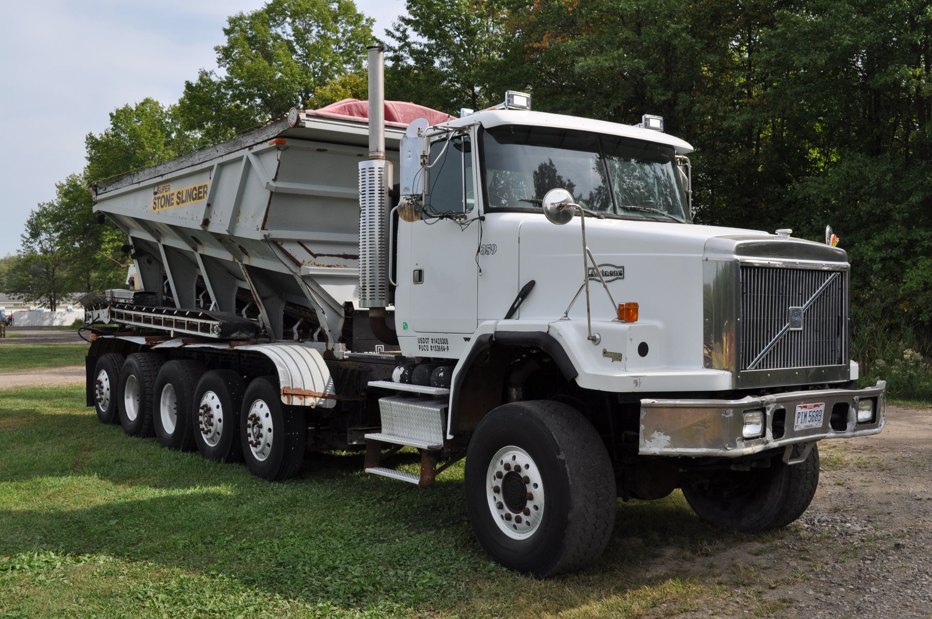 2000 Volvo / Autocar truck, 6x6, Cummins ISM, Allison HT-740D automatic trans, twin screw, diff lock - Image 2 of 56