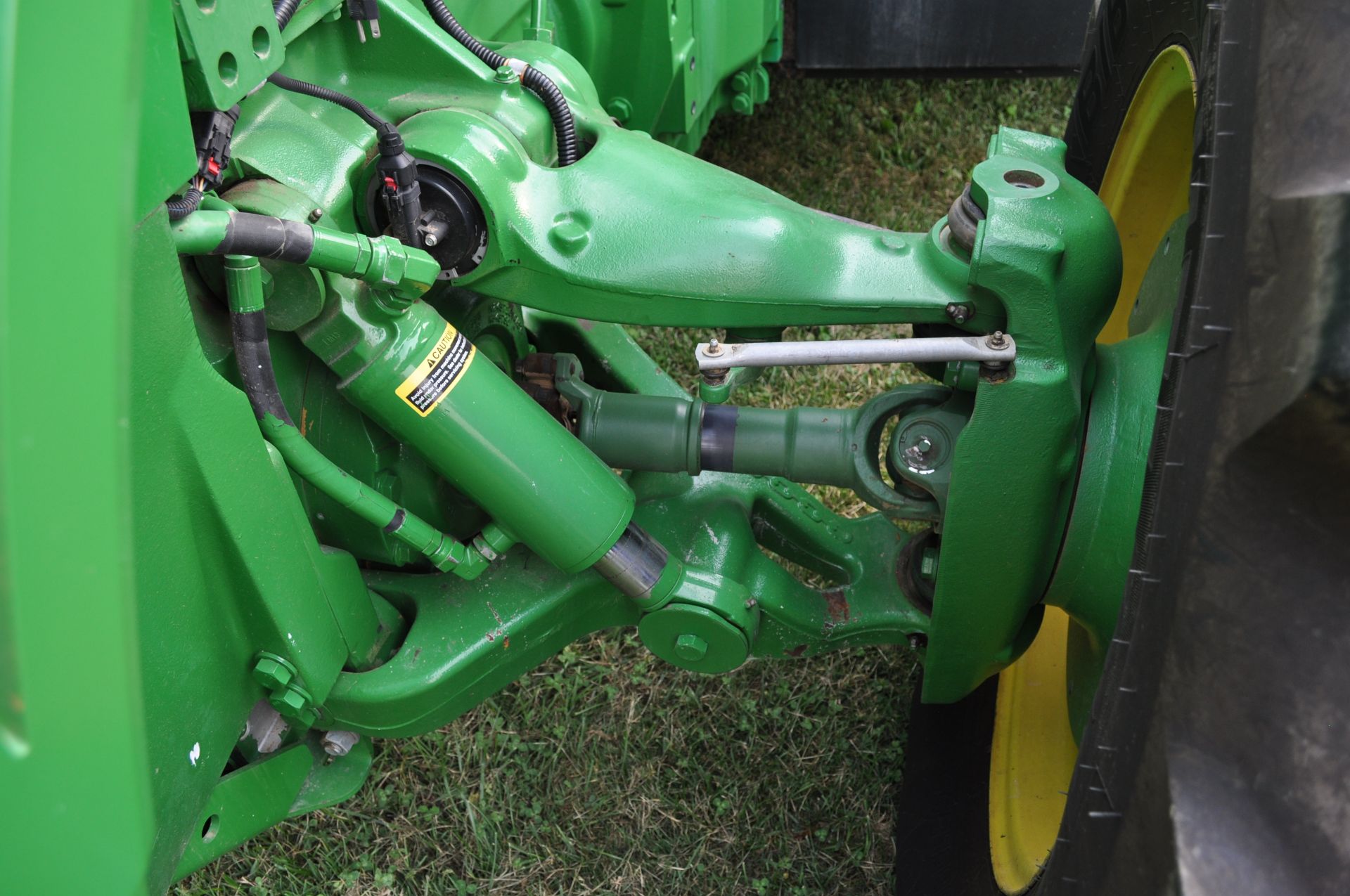 John Deere 8370R tractor, MFWD, Michelin Mach X Bib 620/70R46 rear duals, 600/70R30 front, IVT, ILS - Image 33 of 46