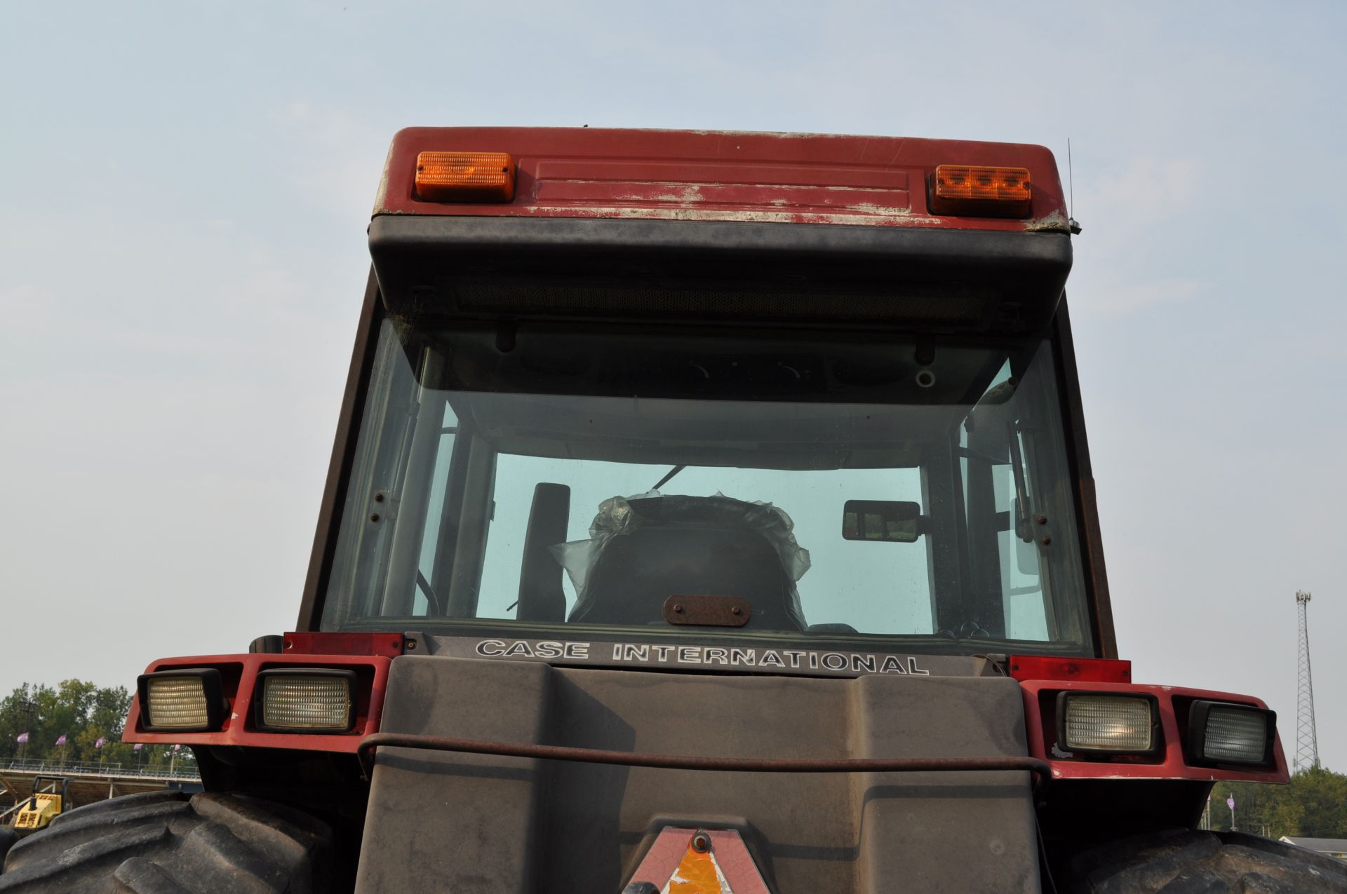 Case IH 7150 tractor, MFWD, C/H/A, 18.4R46 rear duals, 16.9R30 front, 18F 4R powershift - Image 20 of 29