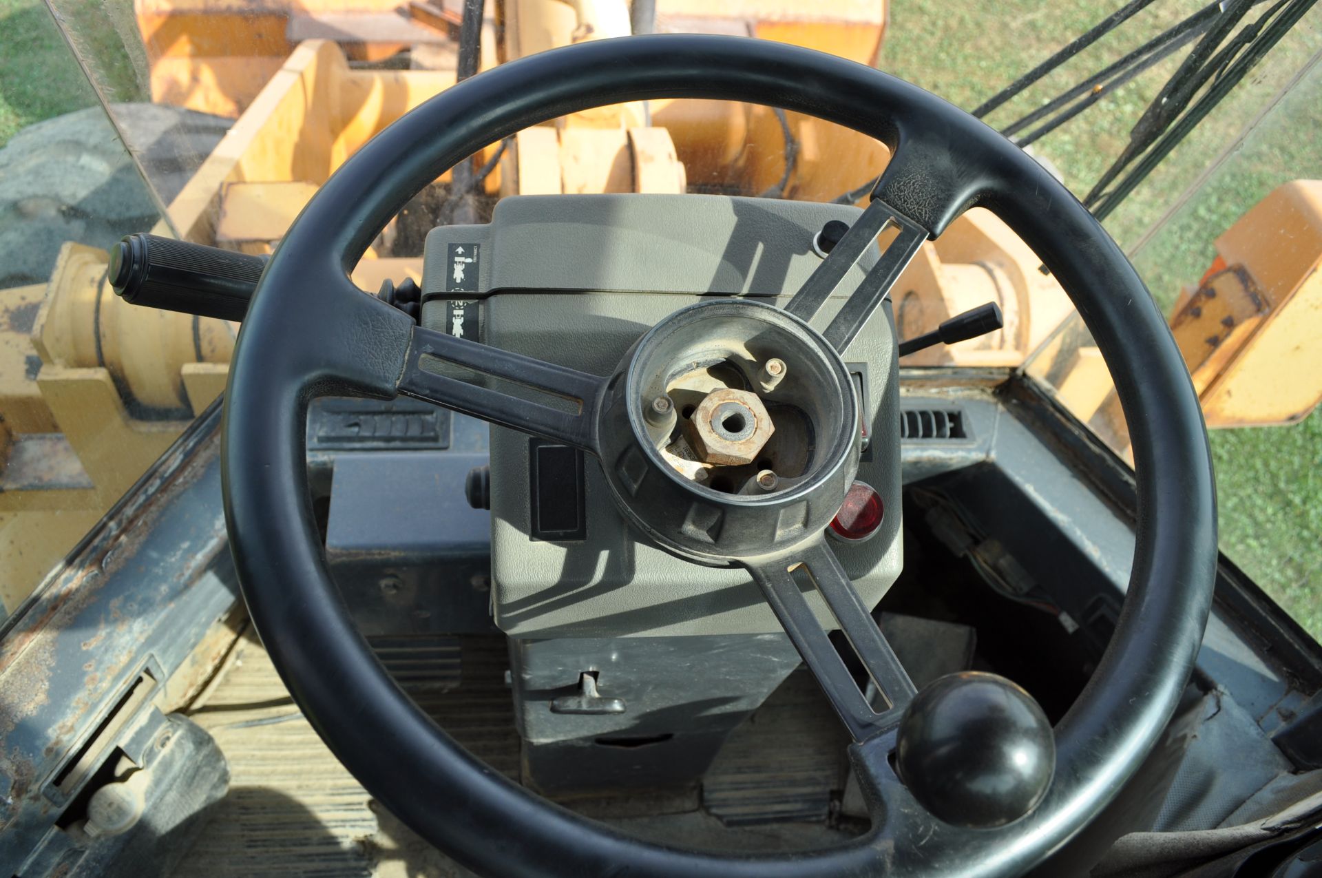 Case 621B payloader, C/H/A, 20.5-25 tires, 102” bucket, hyd quick attach, self-leveling - Image 17 of 23