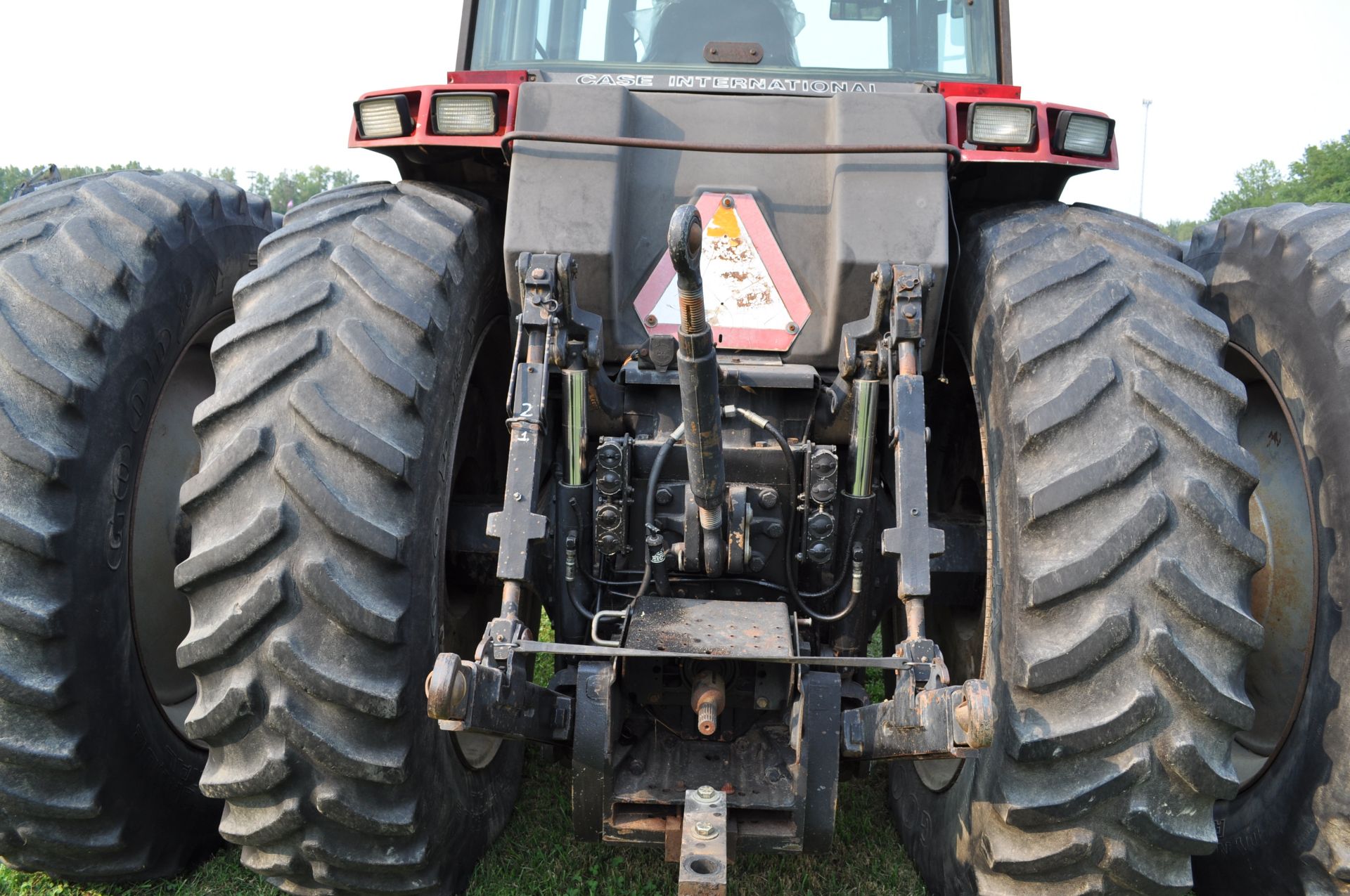 Case IH 7150 tractor, MFWD, C/H/A, 18.4R46 rear duals, 16.9R30 front, 18F 4R powershift - Image 19 of 29