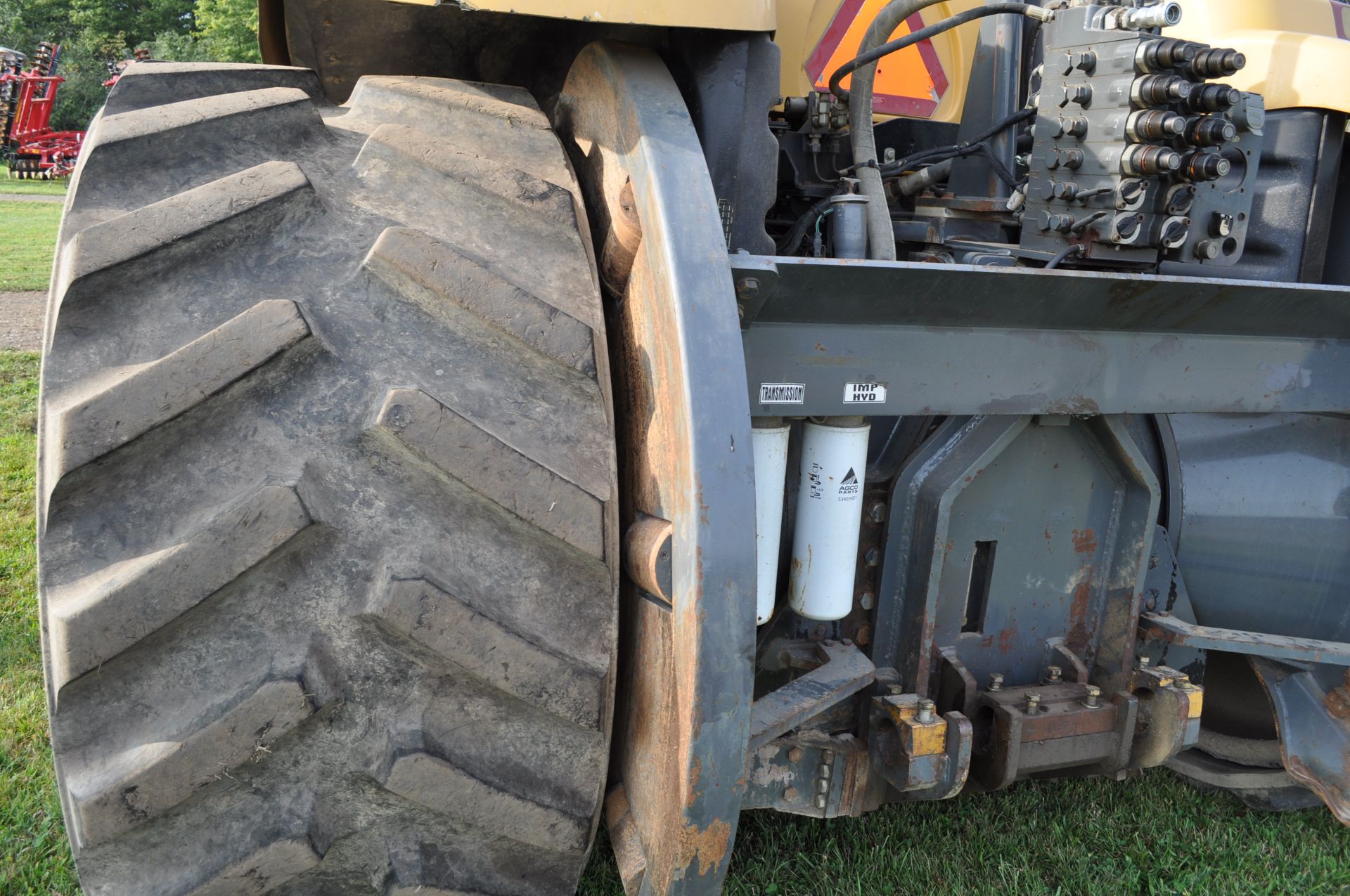 Challenger MT865 track scraper tractor, CAT C-16 engine, 512 hp, 16 spd powershift, 30” belts - Image 34 of 39