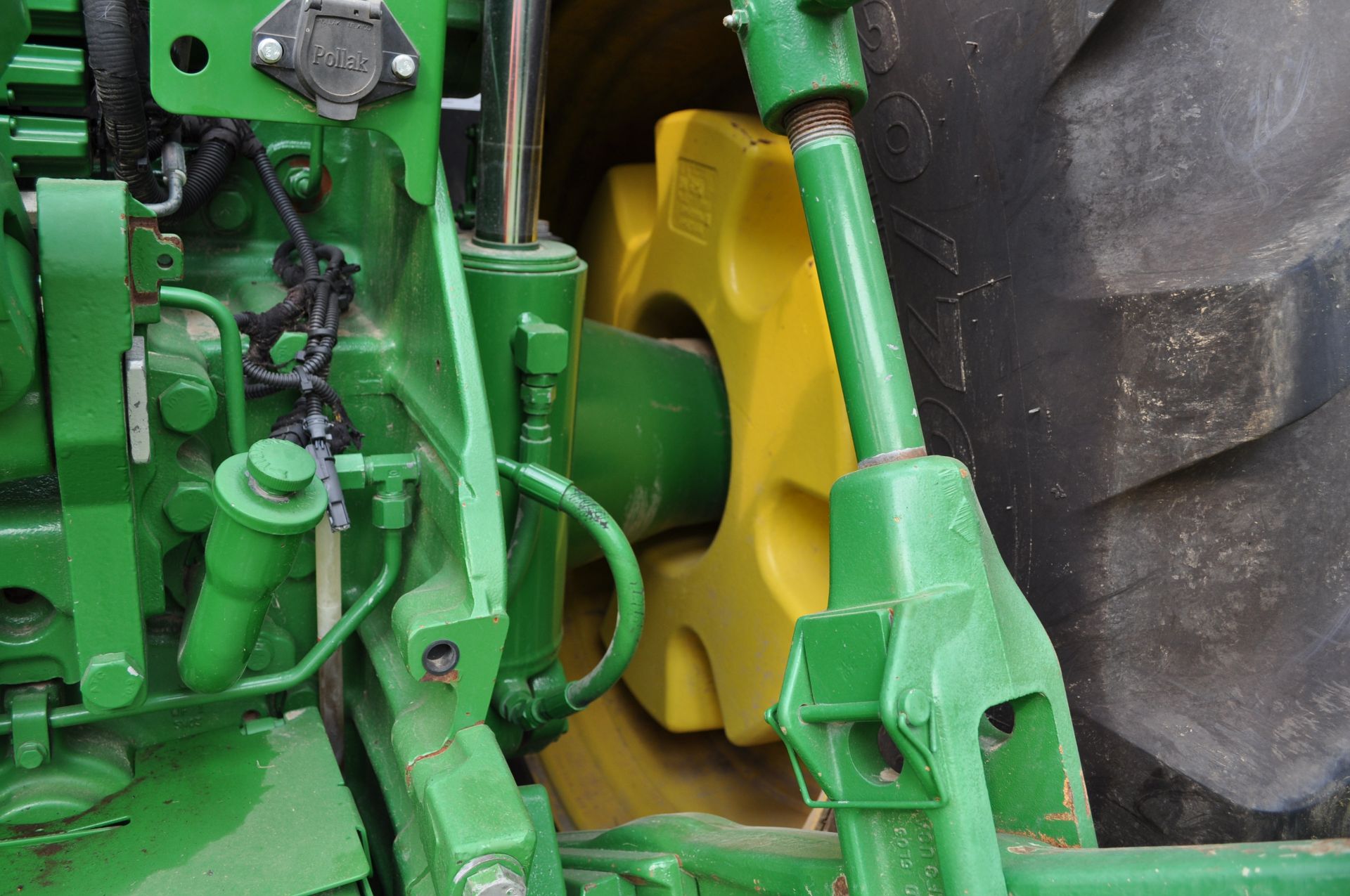 John Deere 8370R tractor, MFWD, Michelin Mach X Bib 620/70R46 rear duals, 600/70R30 front, IVT, ILS - Image 16 of 46