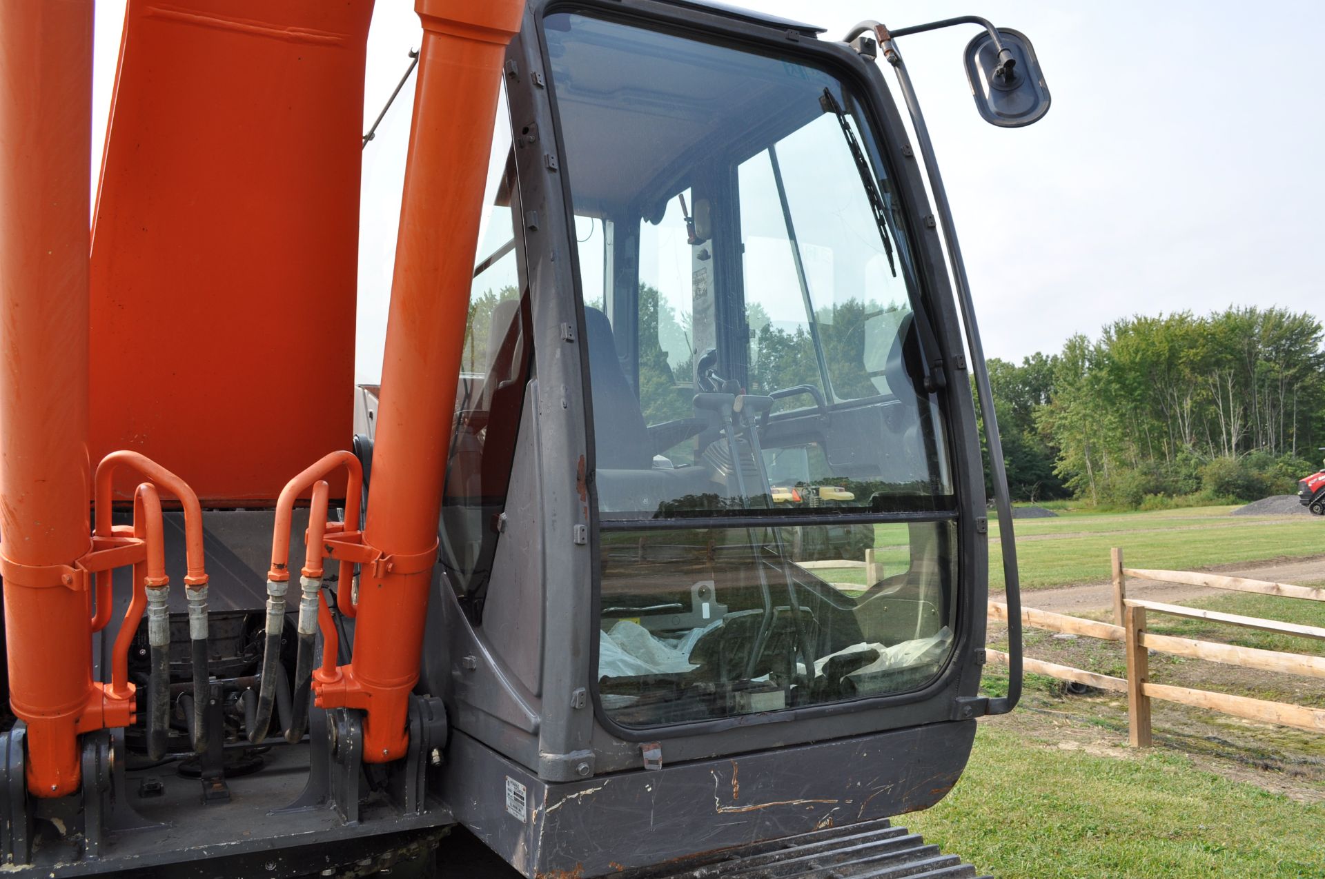 Hitachi ZX 200 LC-3 excavator, 32” steel pads, C/H/A, 72” smooth bucket, hyd coupler, aux boom hyd - Image 19 of 34