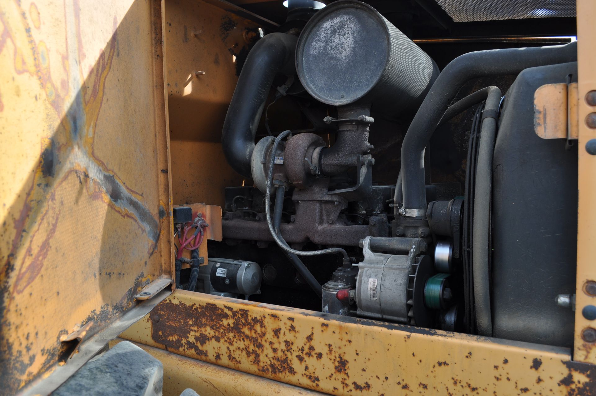 Case 621B payloader, C/H/A, 20.5-25 tires, 102” bucket, hyd quick attach, self-leveling - Image 22 of 23