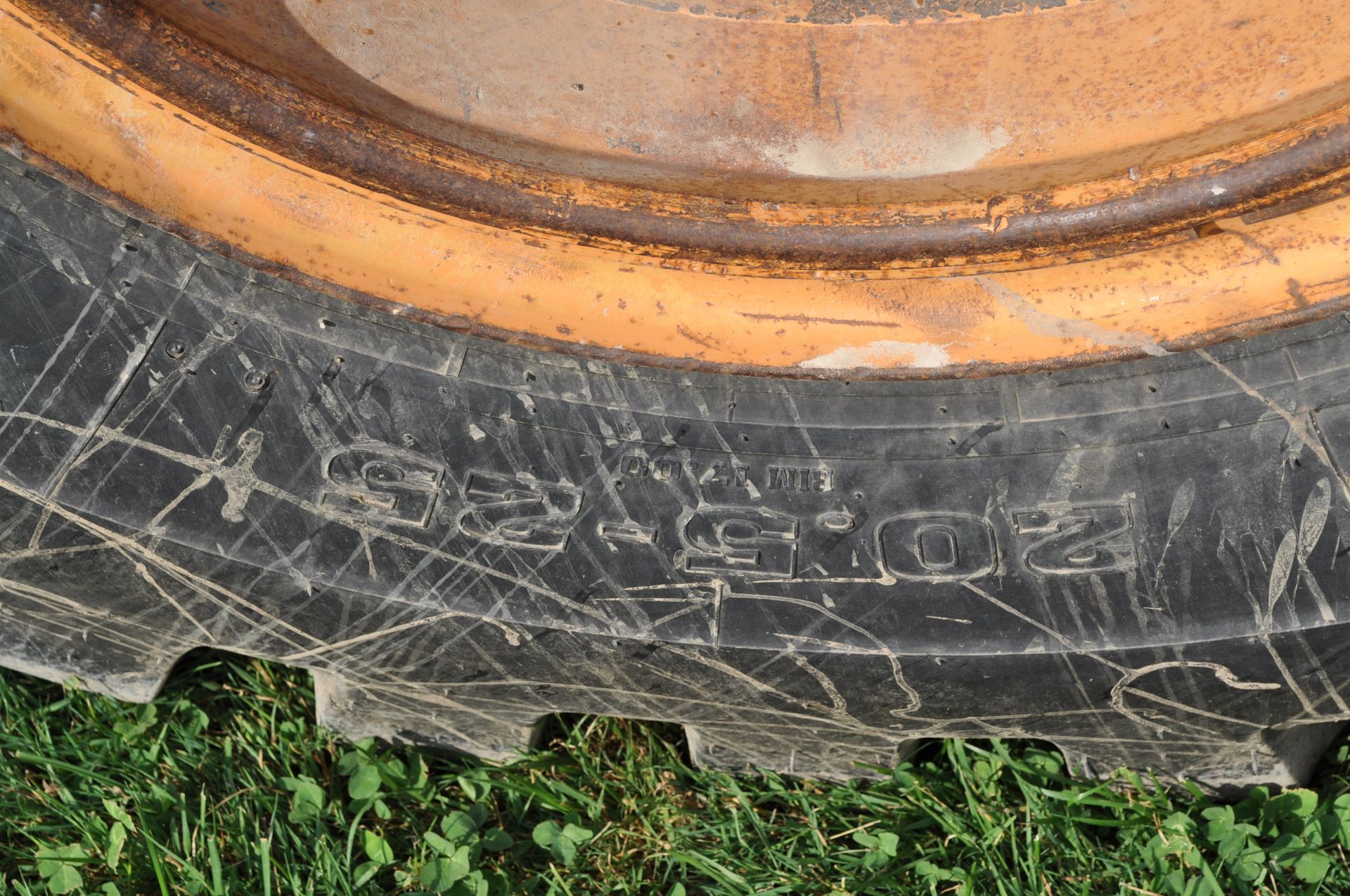 Case 621B payloader, C/H/A, 20.5-25 tires, 102” bucket, hyd quick attach, self-leveling - Image 9 of 23