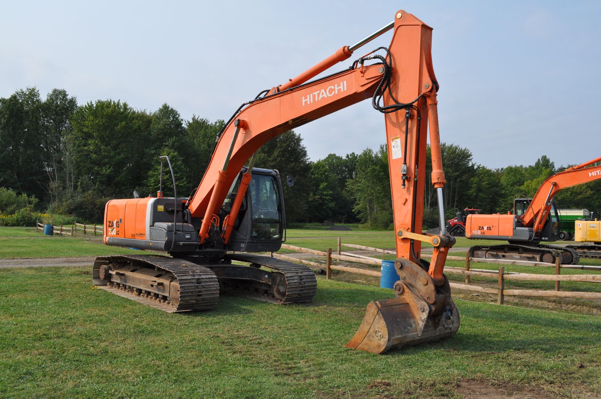 Hitachi ZX 200 LC-3 excavator, 32” steel pads, C/H/A, 72” smooth bucket, hyd coupler, aux boom hyd - Image 2 of 34