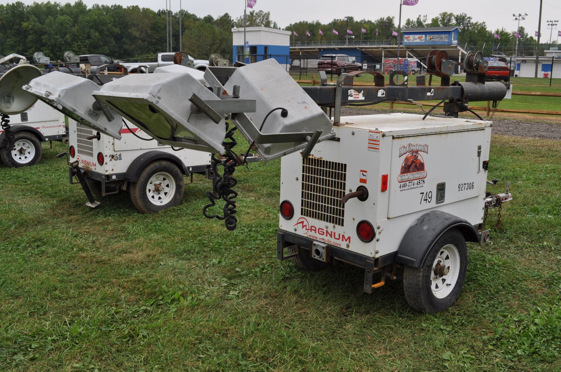 Magnum MLT 3060MMH light plant, Diesel engine, 6 KW gen, 4 lights, single axle trailer - Image 3 of 12