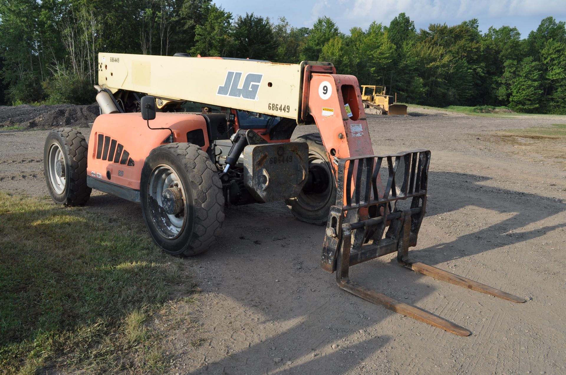 JLG G9-43A telehandler, 4x4, John Deere diesel, all wheel steer, 370/75-28 tires, cab, 6711 hrs - Image 2 of 29