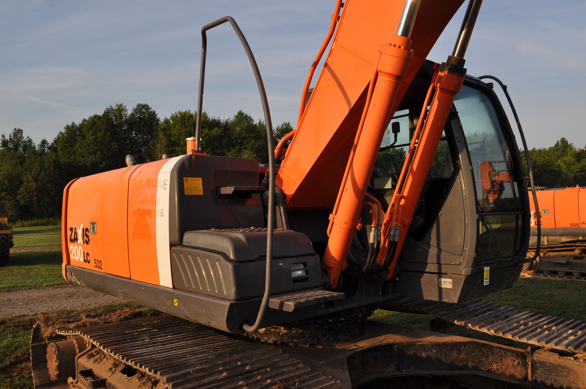 Hitachi 200LC excavator, 32” steel pads, C/H/A, JRB hyd coupler, 25" rock bucket w/ duckbill - Image 12 of 38