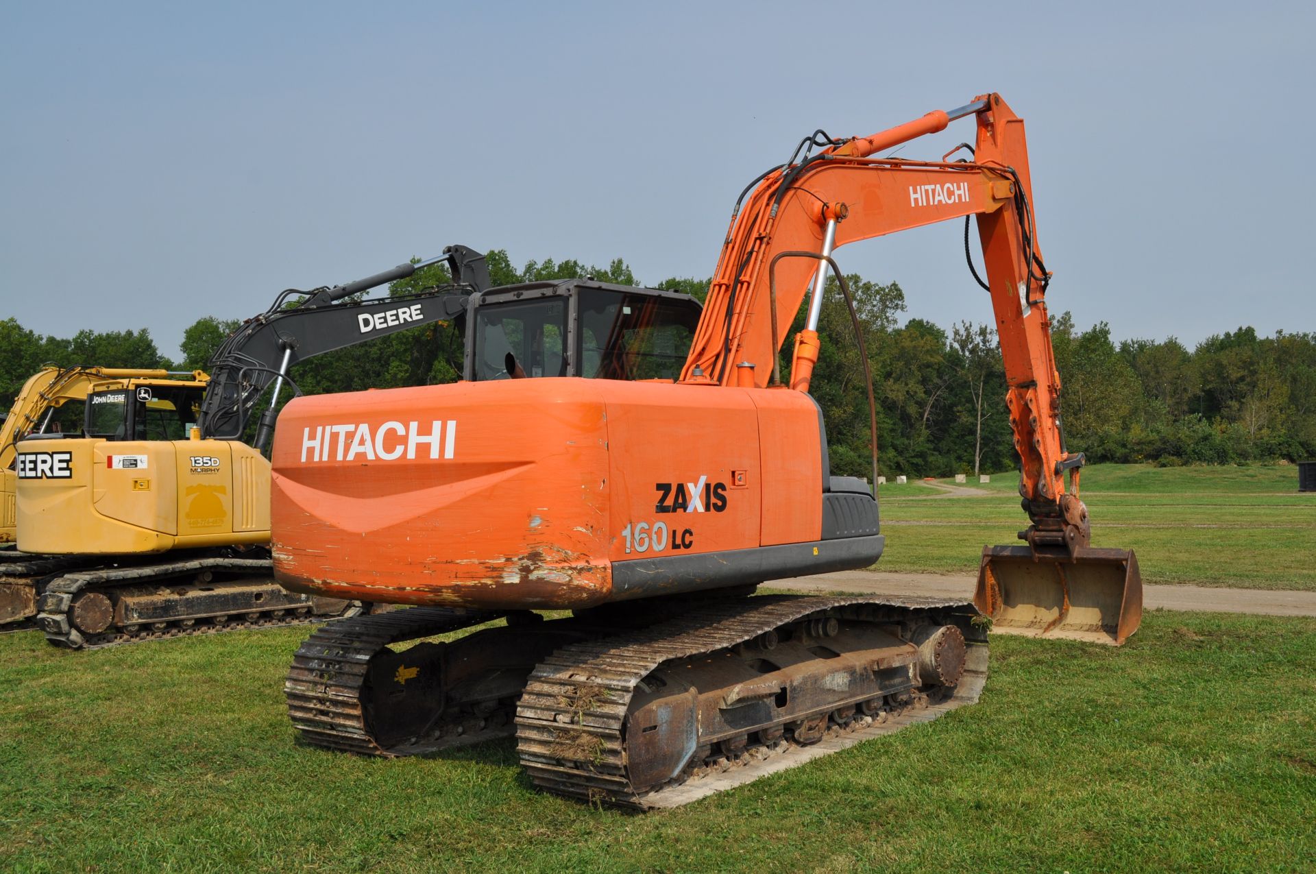 Hitachi ZX 160 LC-3 excavator, 28” steel pads, C/H/A, 5' smooth bucket, hyd coupler, aux boom hyd - Image 4 of 34