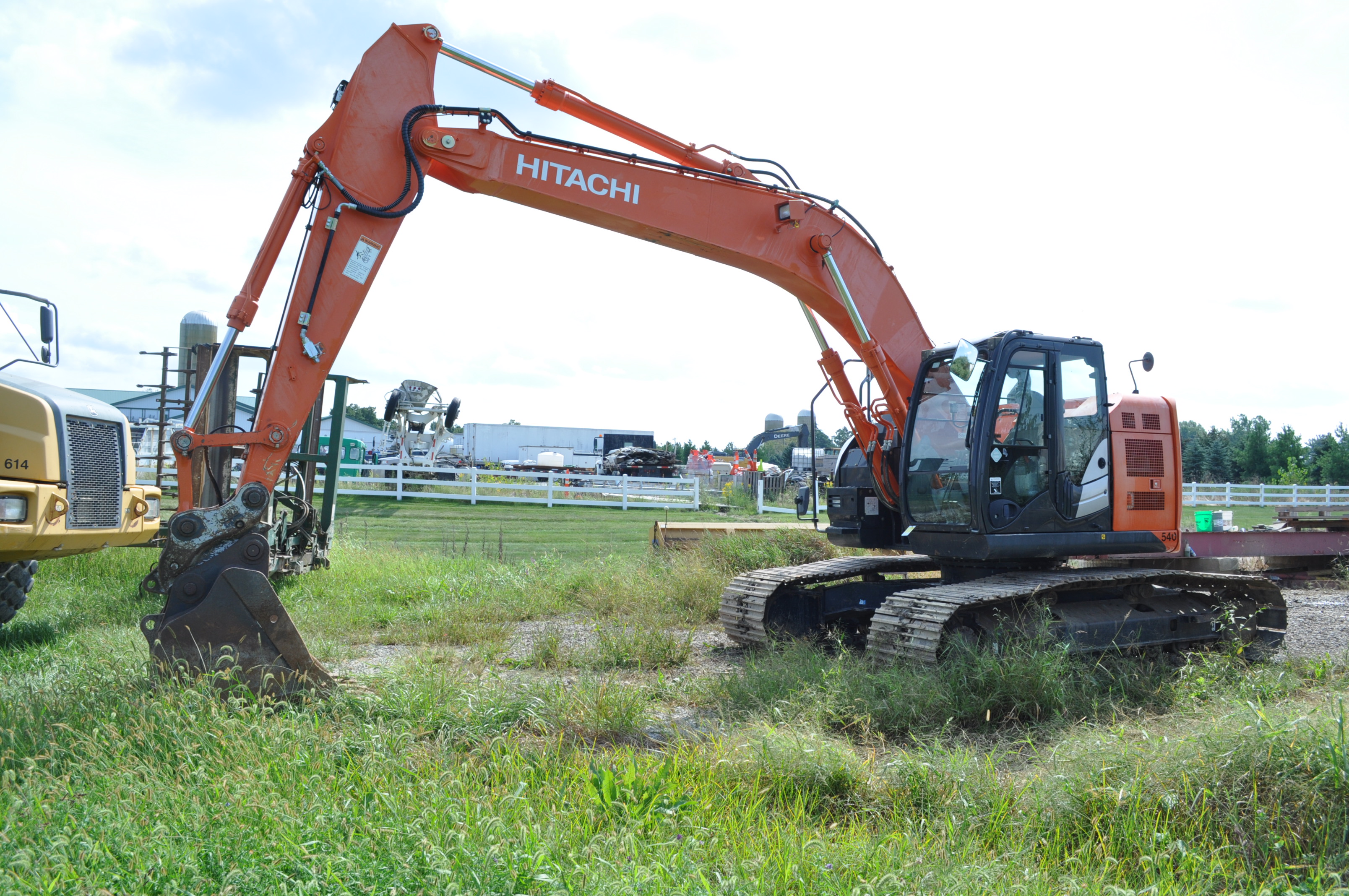 Hitachi ZX 245 USLC-5N excavator, 32” steel pads, C/H/A, 42” rock 