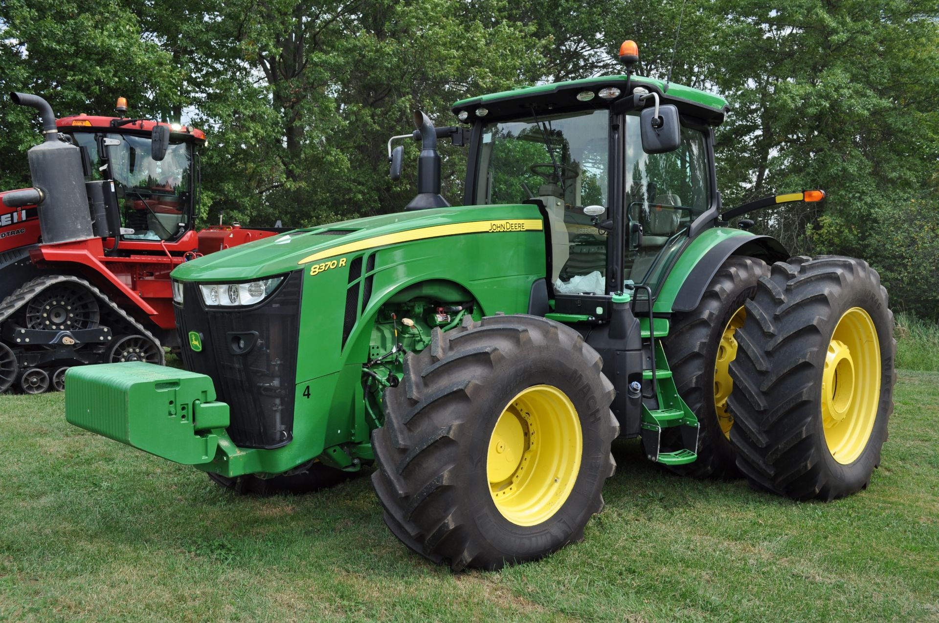 John Deere 8370R tractor, MFWD, Michelin Mach X Bib 620/70R46 rear duals, 600/70R30 front, IVT, ILS