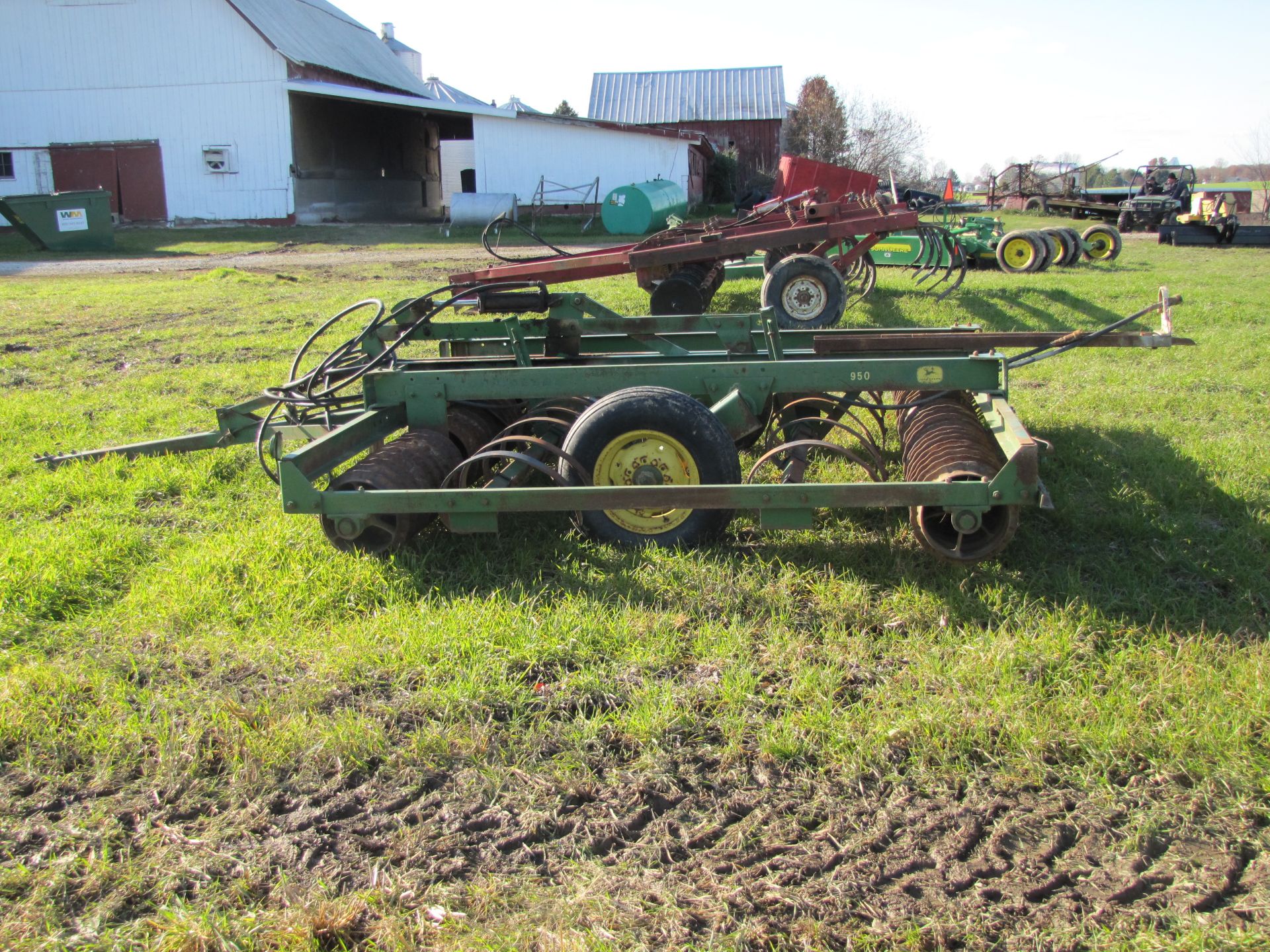 10’ John Deere 950 cultimulcher, rear hitch and hyd - Image 4 of 18