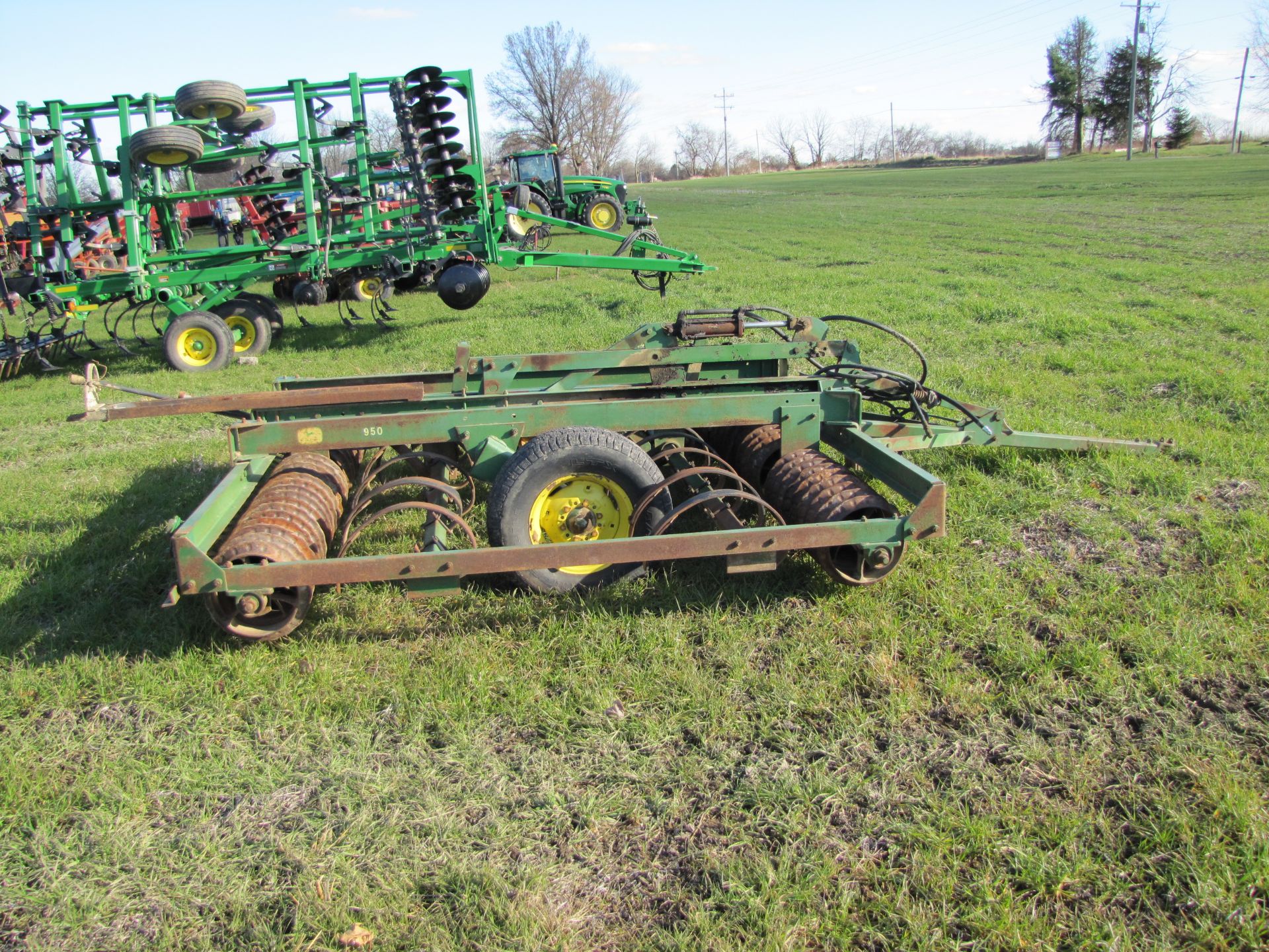 10’ John Deere 950 cultimulcher, rear hitch and hyd - Image 8 of 18