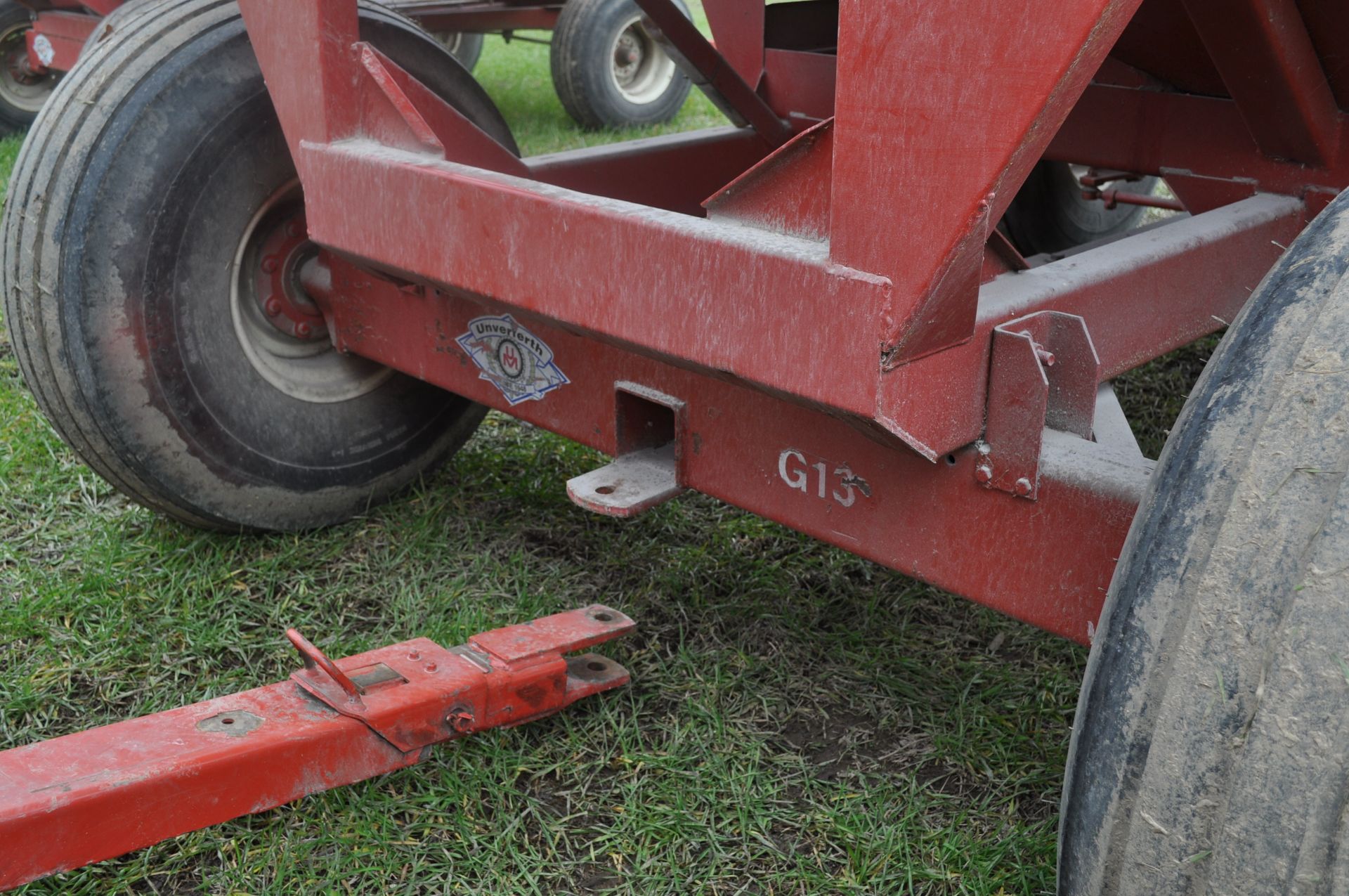 Unverferth 325 gravity bed wagon, 16.5 L 16 tires - Image 12 of 14