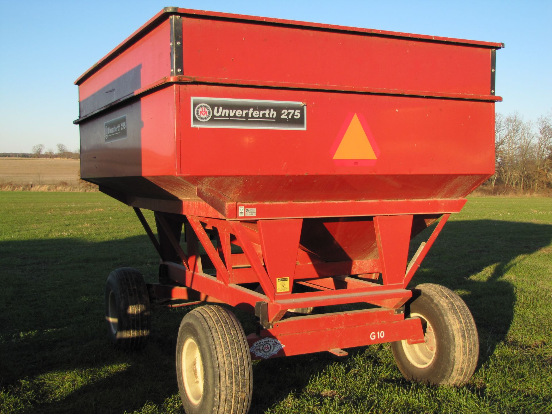 275 bushel Unverferth gravity bed wagon, 12.5 L 15 tires - Image 4 of 16