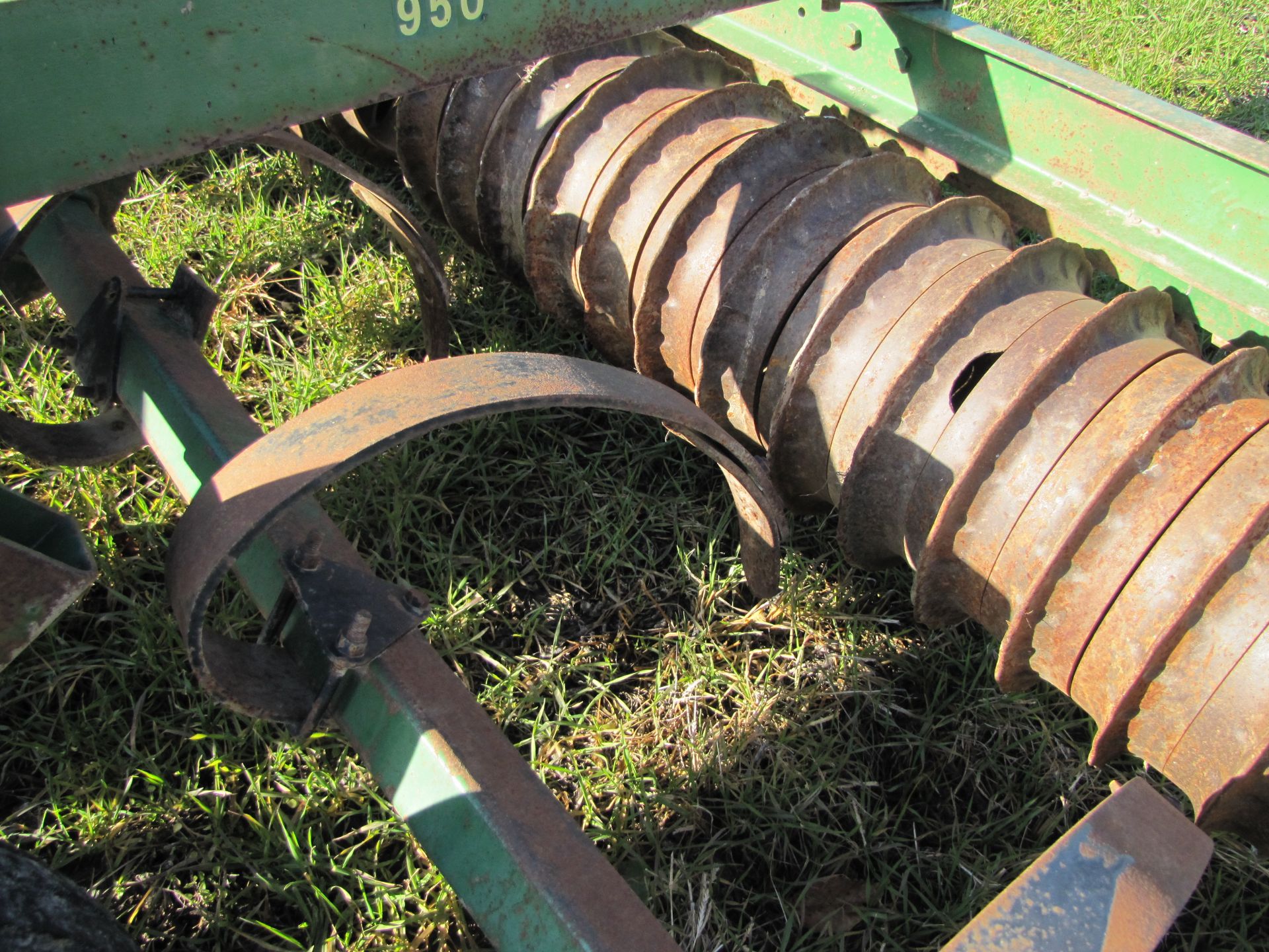 10’ John Deere 950 cultimulcher, rear hitch and hyd - Image 15 of 18