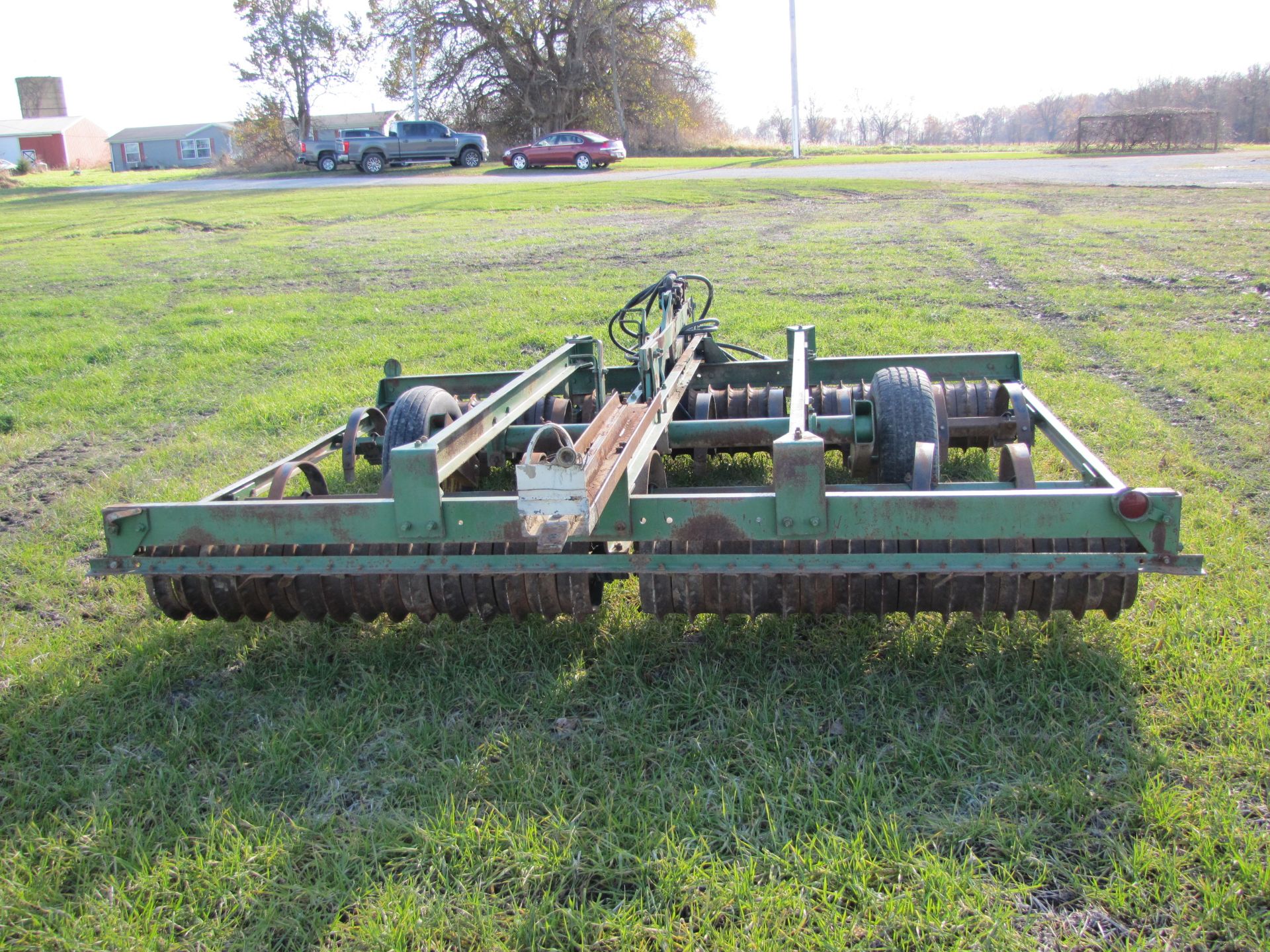 10’ John Deere 950 cultimulcher, rear hitch and hyd - Image 6 of 18