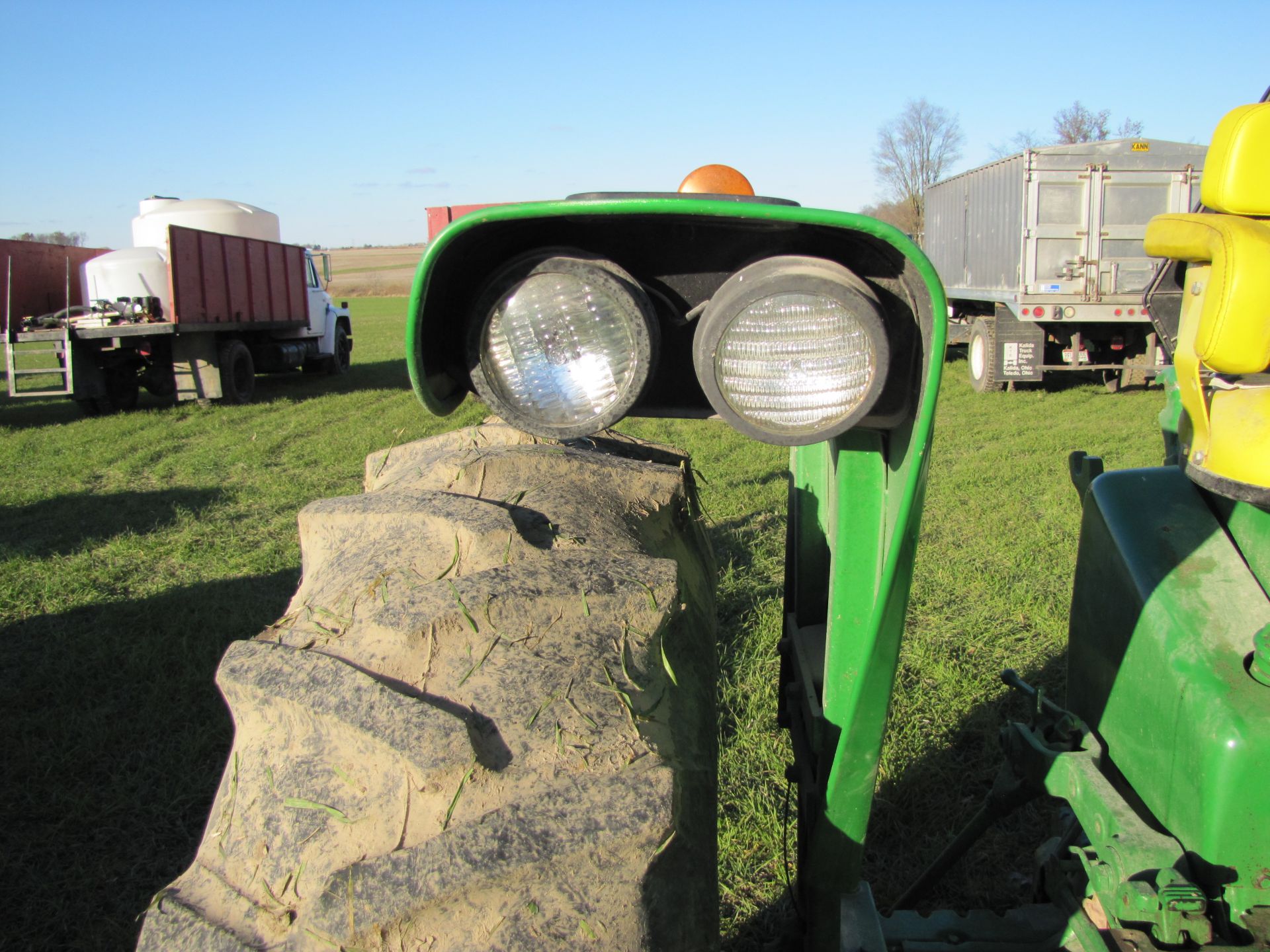 John Deere 3020 tractor, diesel, narrow front, 16.9-34 tires, 3 pt, 2 hyd remotes, 540 pto - Image 16 of 29