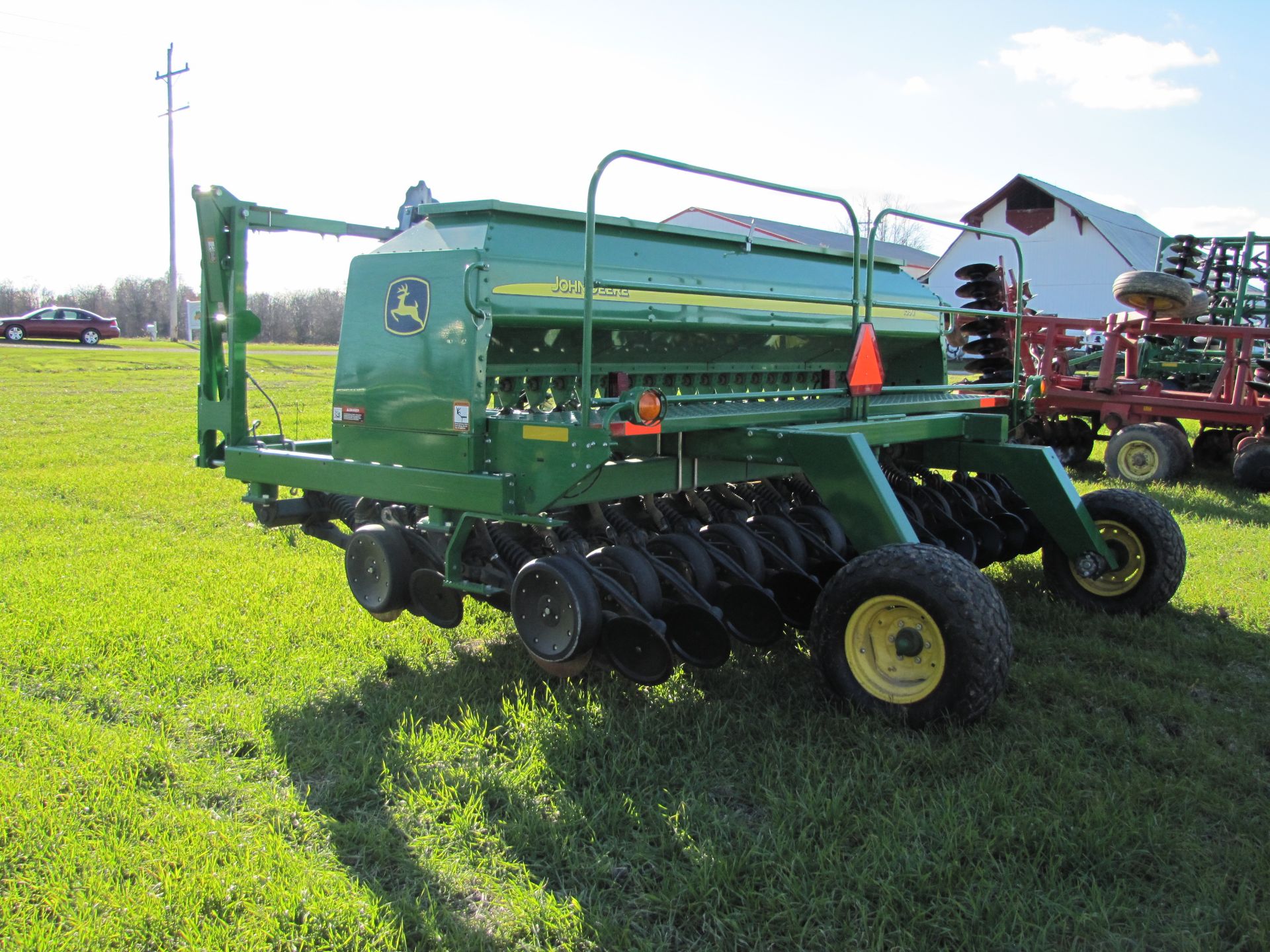 15’ John Deere 1590 no-till drill, elec rate controller, 7 ½” spacing, markers, wired for monitor - Image 7 of 33