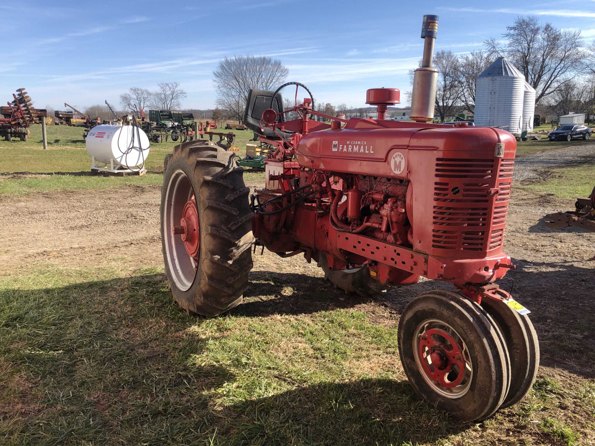 Farmall Super M tractor, 15.5-38 rears, narrow front, gas, SN L511380 J - Image 4 of 15