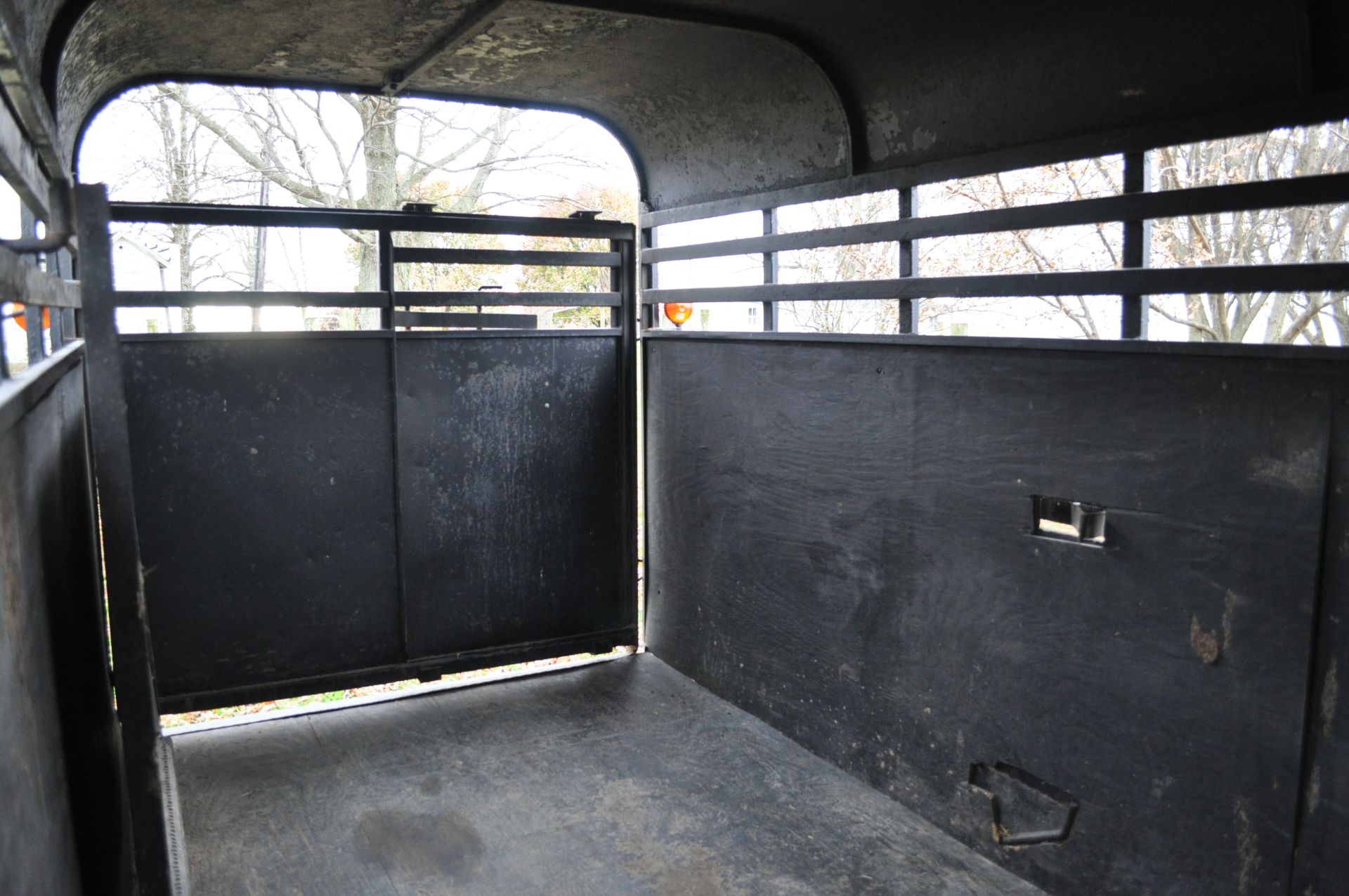 16’ Bumper pull livestock trailer, side door, cut gate, rear slider, wood floor - Image 10 of 12
