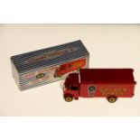 Dinky Toys diecast commercial model vehicle 919 Guy van Golden Shred with type 2 cab with "