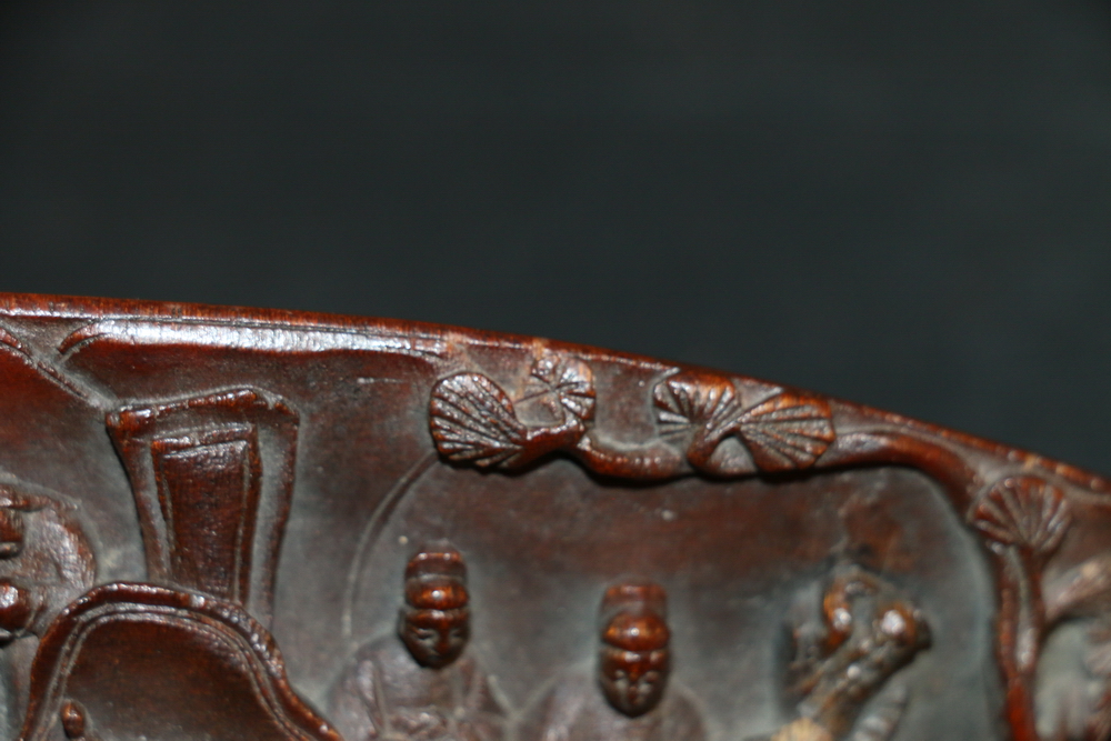 19th century Chinese carved rhinocerous horn libation cup carved to the exterior with figures on - Image 9 of 16