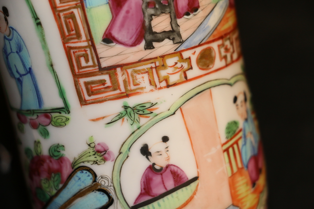 Chinese late 19th century Canton famille rose vase with prominent shoulder, decorated with figures - Image 6 of 6