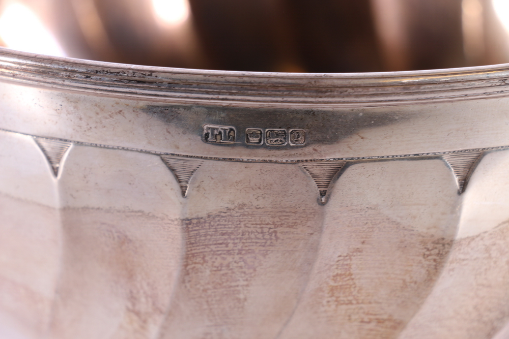 Antique George V silver bowl with gadrooned fluted design raised on socle base by Levesley - Image 2 of 2