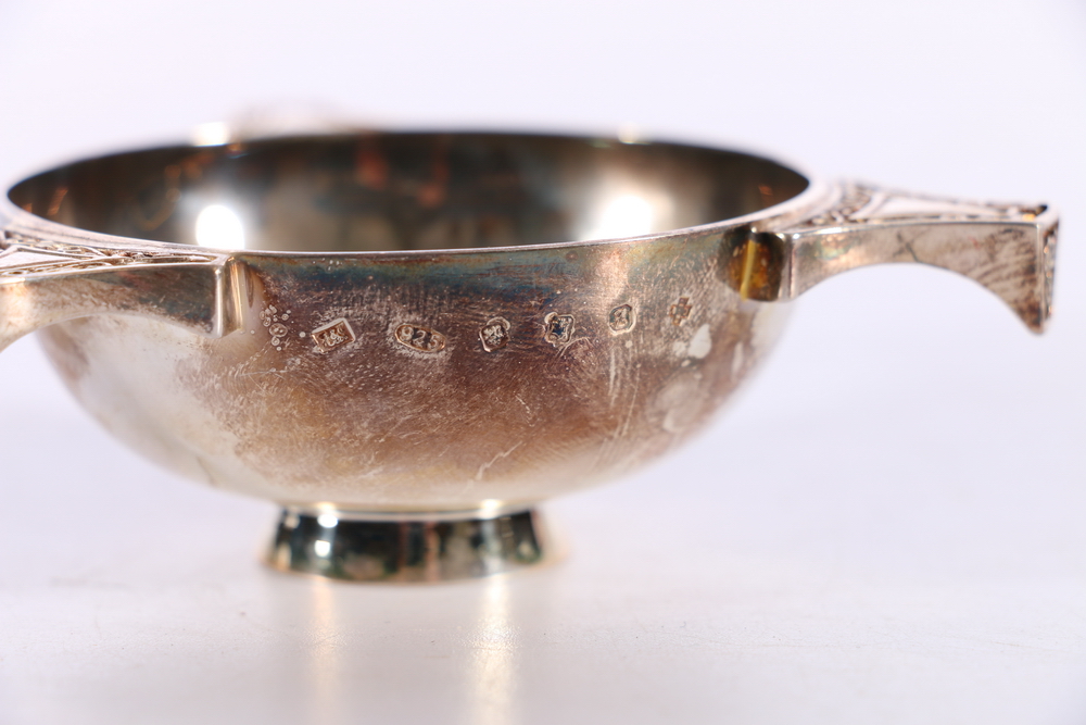 Small silver quaich like tyg by Hamilton and Inches Edinburgh 1999 with 2000 mark, bowl diameter 6. - Image 2 of 2