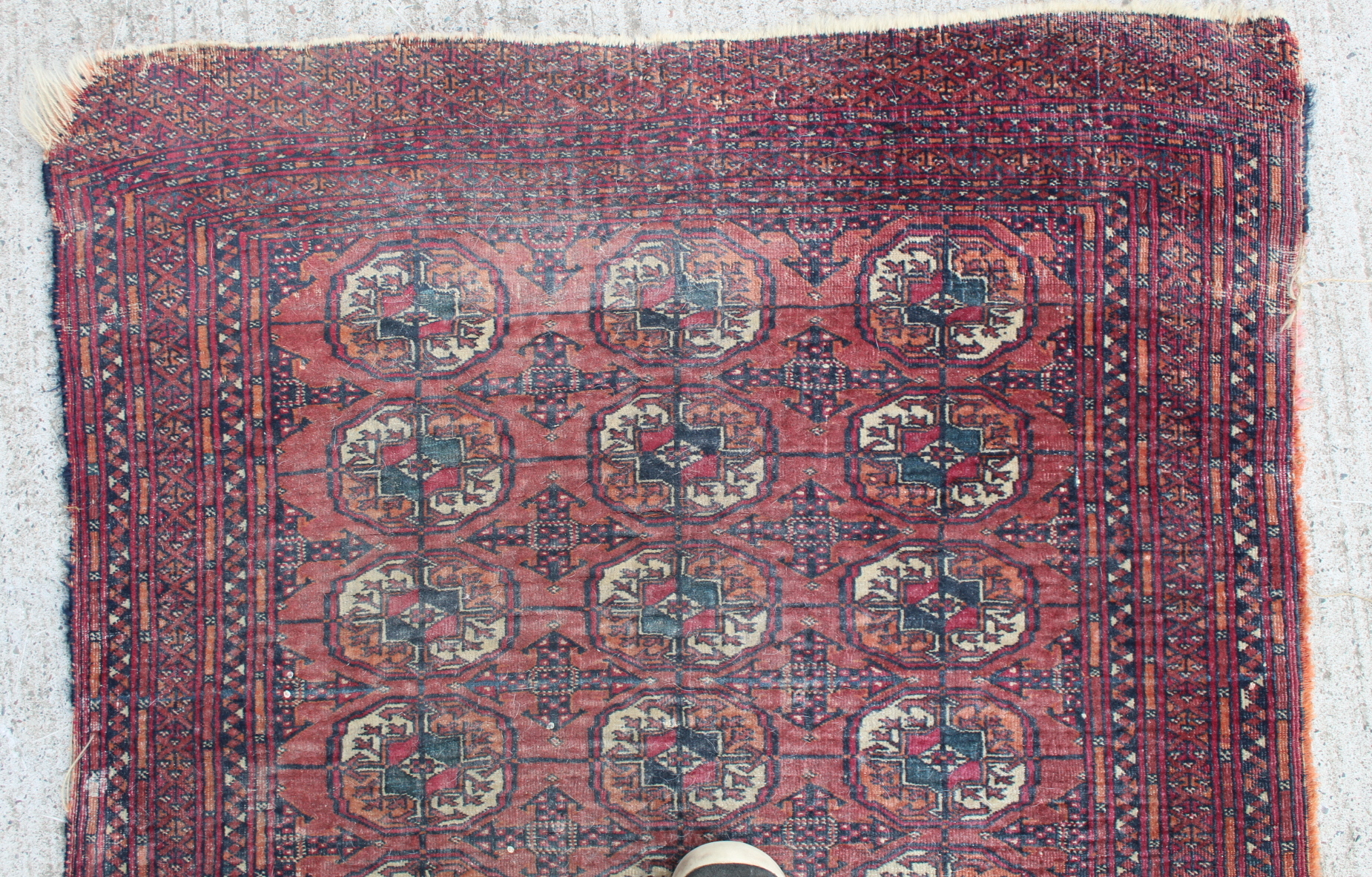 Small Persian Tekke wool rug with three rows of guls, 120cm x 88cm and another 174cm x 116cm. Both - Image 5 of 23