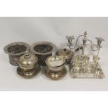 Egg boiler with lamp, stand and measure, an egg frame, a pair of magnum holders, a pair of Turkish