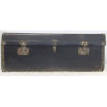 Early 20th century car trunk by José Bartres, Barcelona, black canvas over wood, 97cm wide.